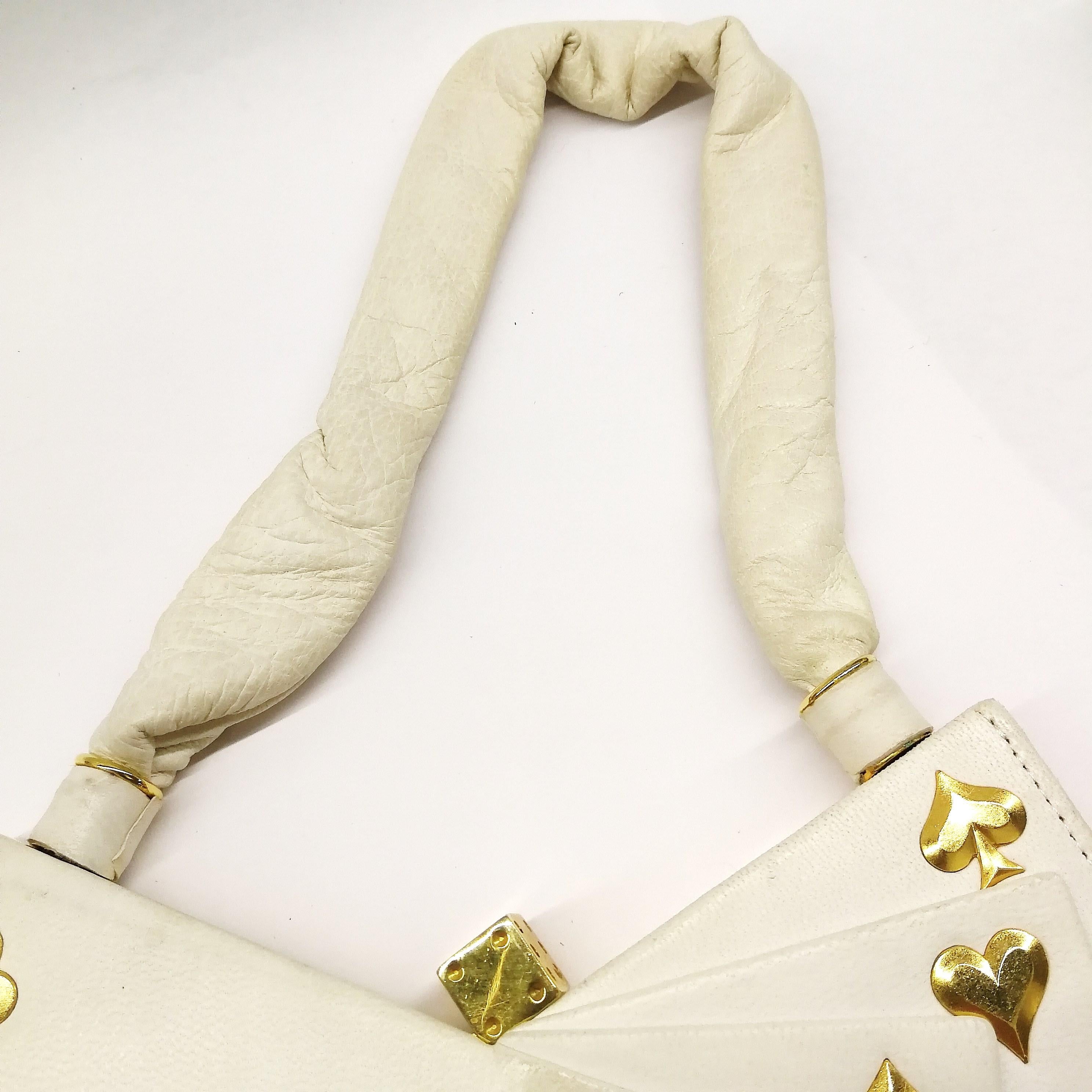 Exquisite Anne-Marie of Paris white leather and gilt 'Hand of Cards' handbag. 6