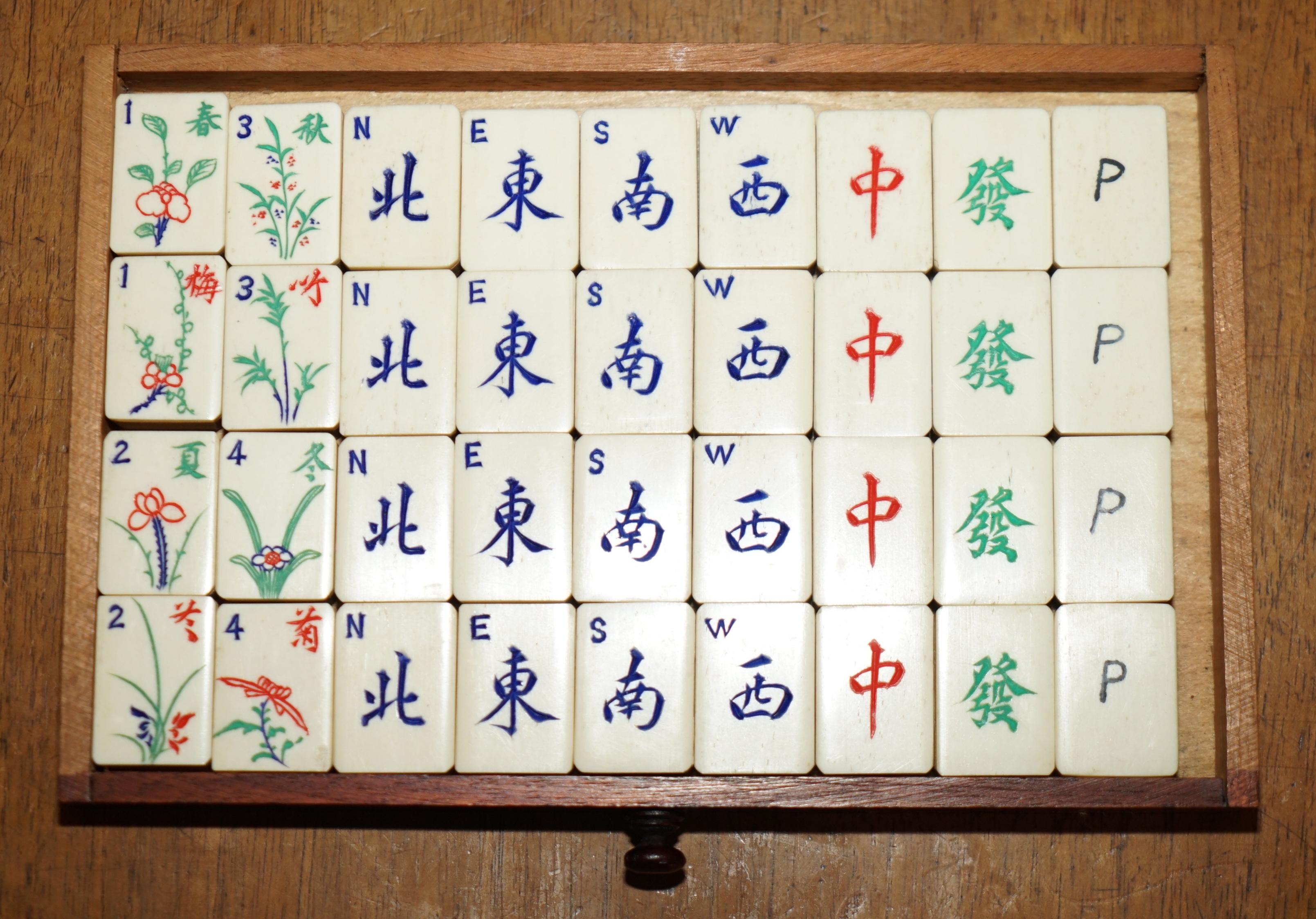 EXQUISITA SUITE ANTIGUA DE MAHJONG PARA 4 PERSONAS CIRCA 1920 EXPORTACIÓN CHINA CON DADOS en venta 4