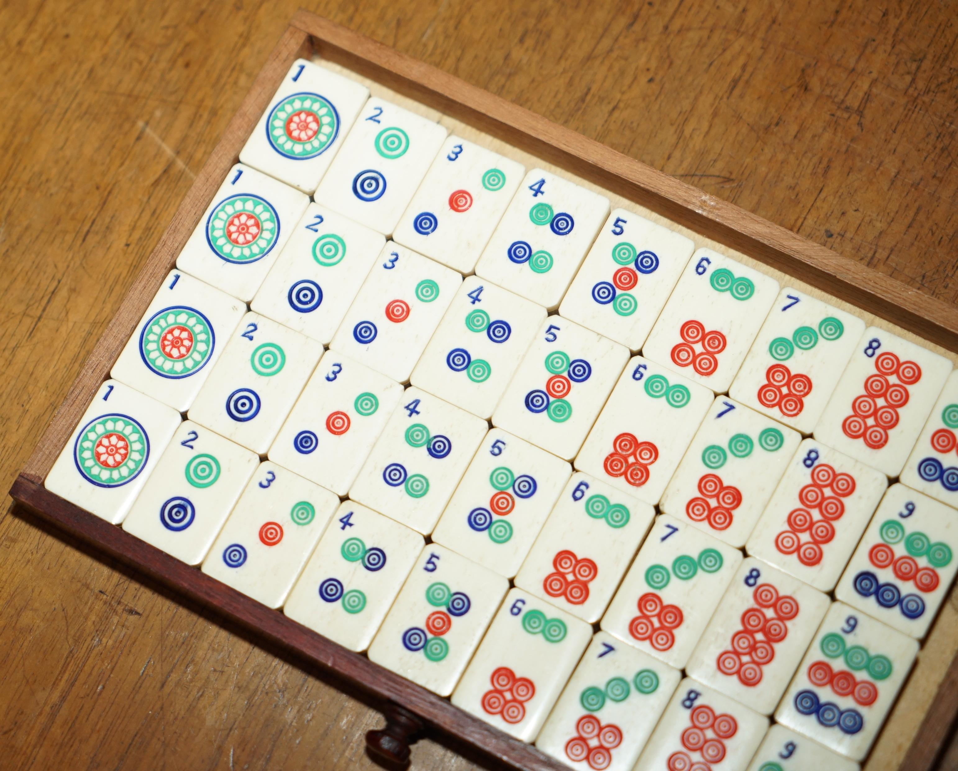 EXQUISITA SUITE ANTIGUA DE MAHJONG PARA 4 PERSONAS CIRCA 1920 EXPORTACIÓN CHINA CON DADOS en venta 6