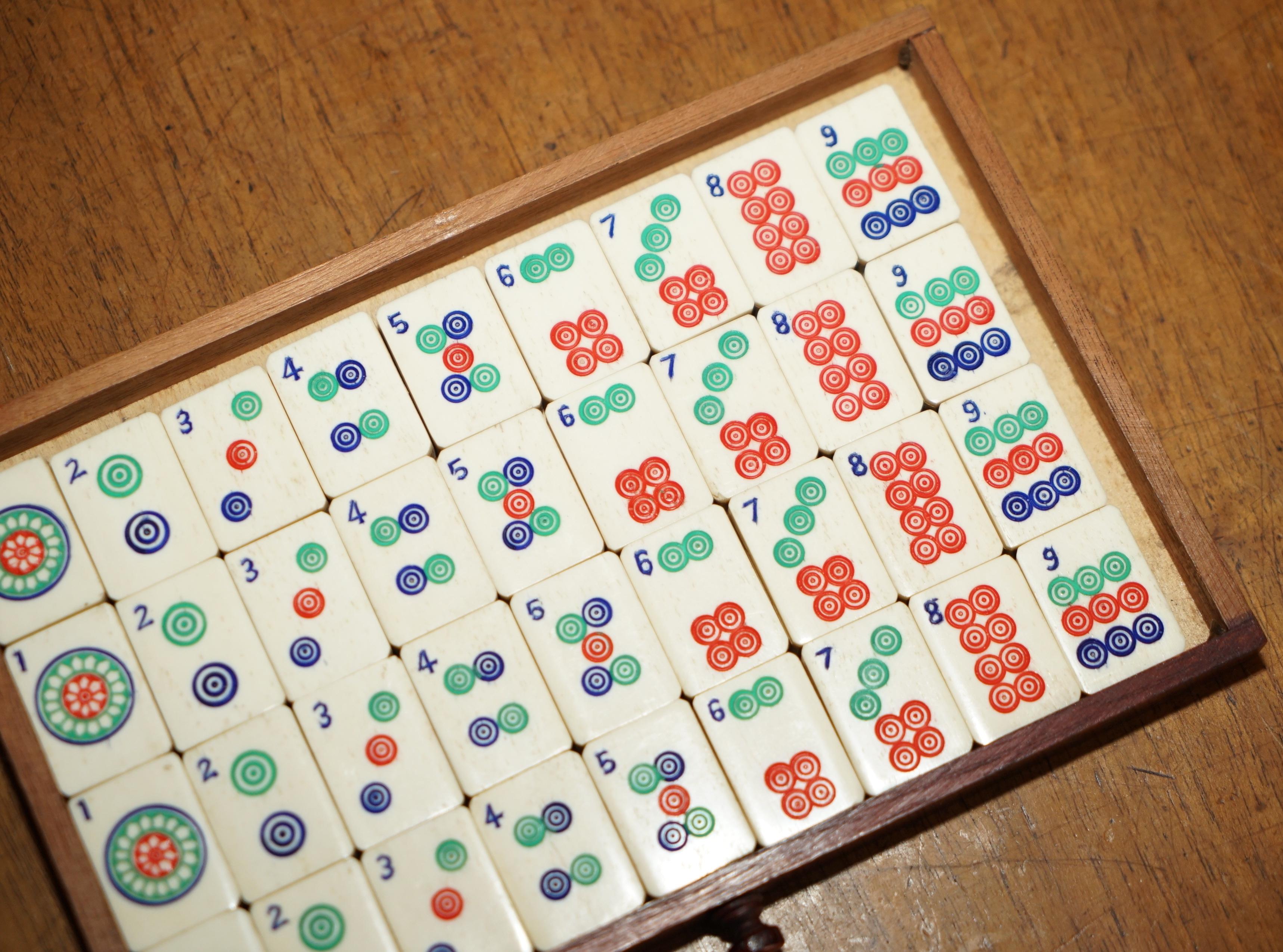 EXQUISITA SUITE ANTIGUA DE MAHJONG PARA 4 PERSONAS CIRCA 1920 EXPORTACIÓN CHINA CON DADOS en venta 7