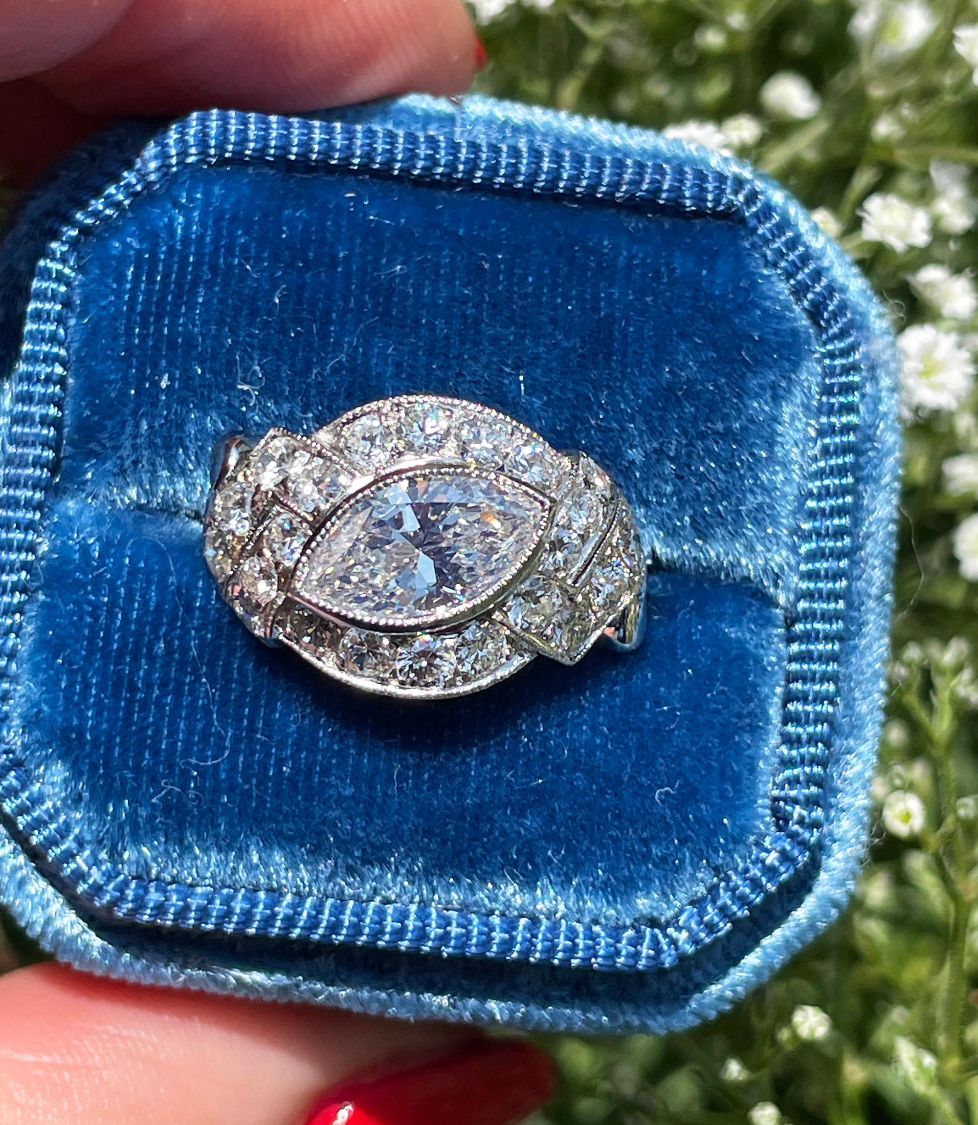 Exquisite Antique Art Deco 2.51ct Moval Marquise Cut Diamond PL Engagement Ring For Sale 4
