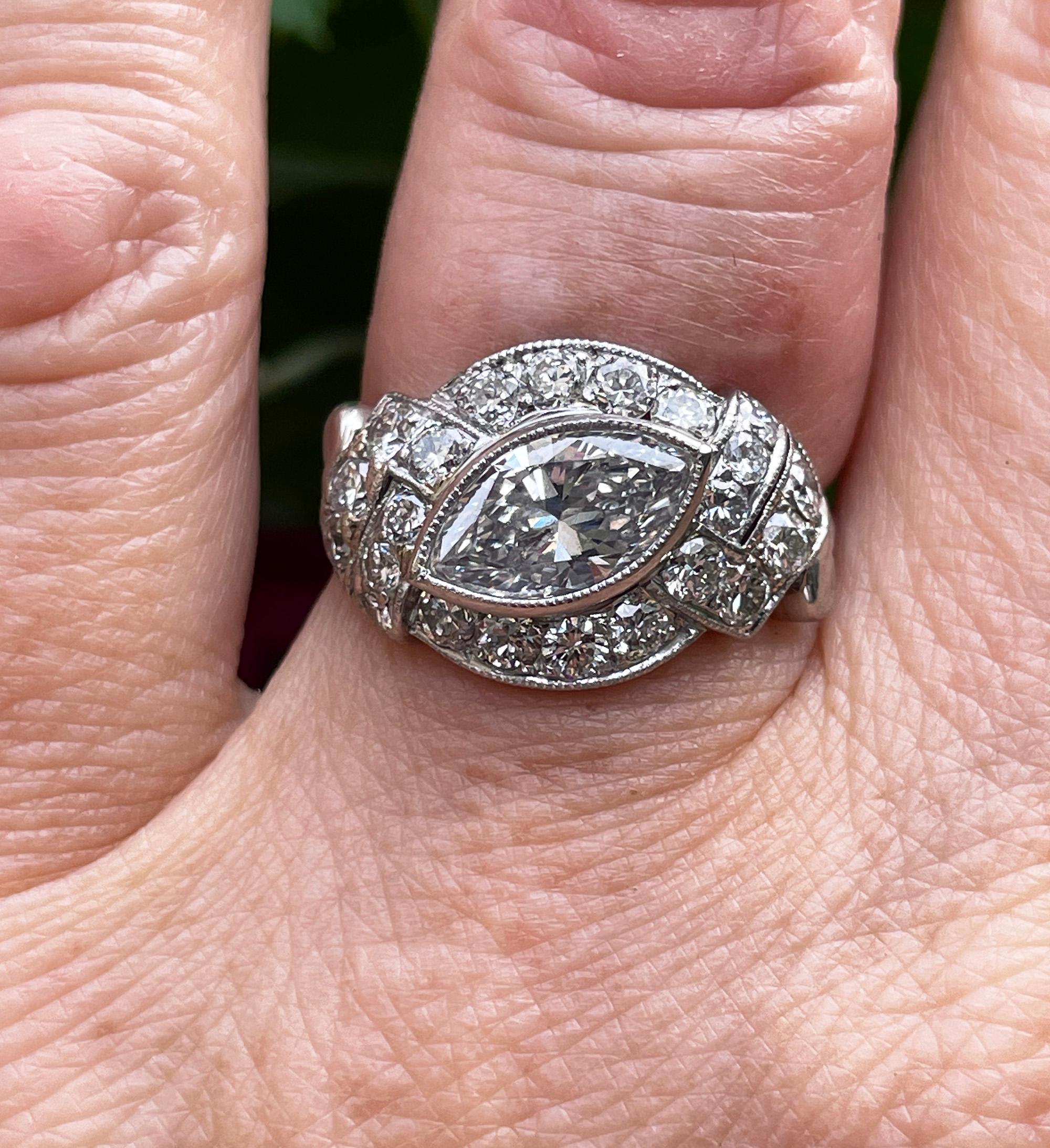 Exquisite Antique Art Deco 2.51ct Moval Marquise Cut Diamond PL Engagement Ring For Sale 5