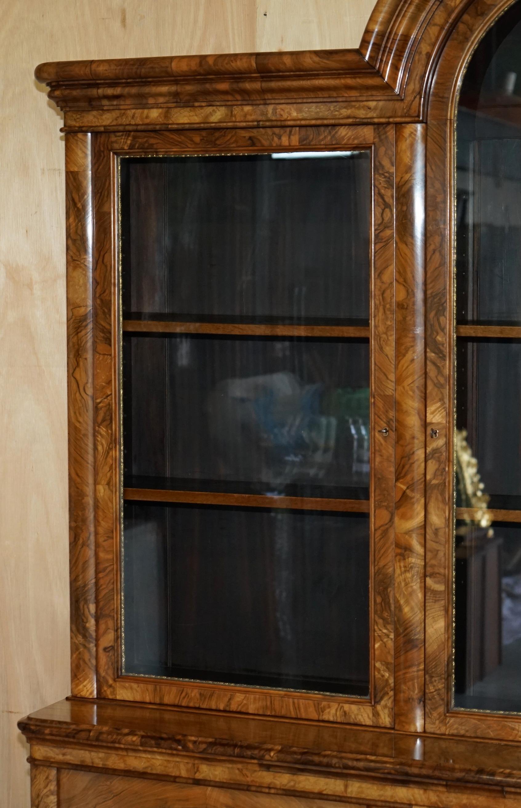 EXQUISITE ANTiQUE BURR WALNUT STEEPLE GOTHIC REVIVAL LIBRARY BOOKCASE DRESSER 3
