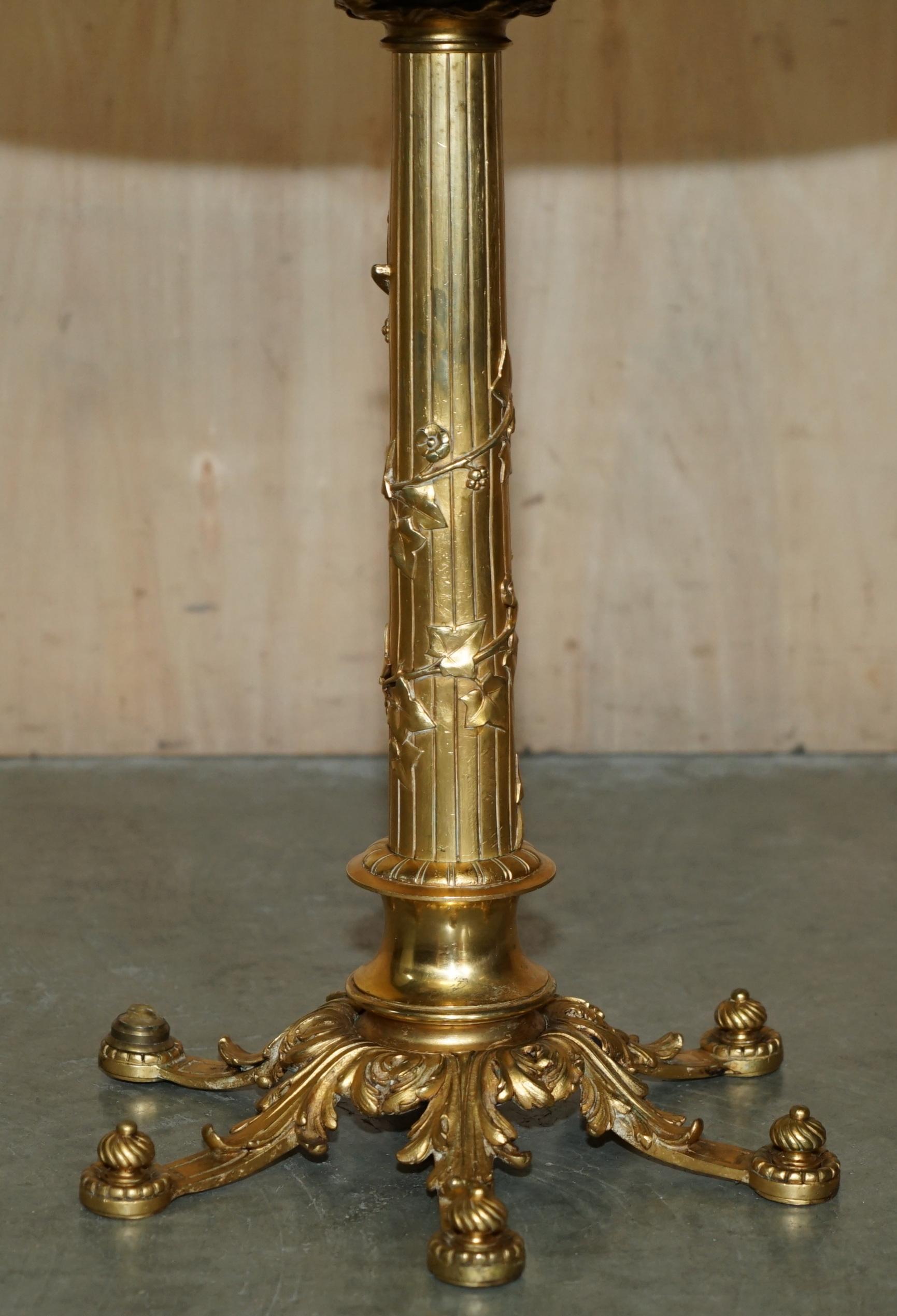 Brass EXQUISITE ANTIQUE CIRCA 1900 BRASS SiDE END LAMP TABLE WITH THICK MARBLE TOP For Sale