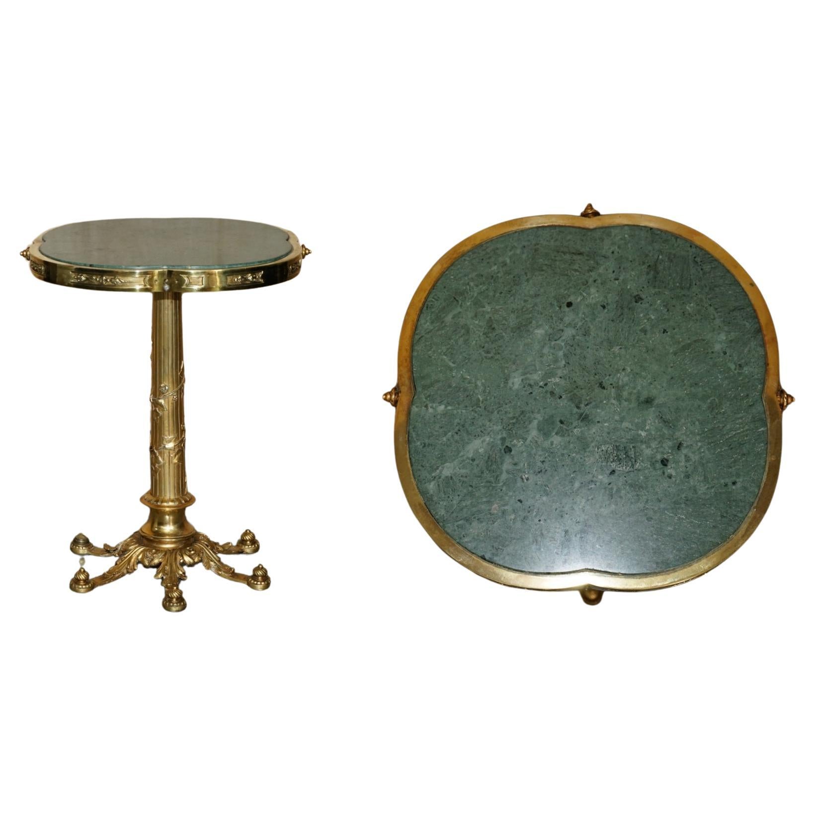 EXQUISITE ANTIQUE CIRCA 1900 BRASS SiDE END LAMP TABLE WITH THICK MARBLE TOP For Sale
