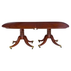 Exquisite Antique English George III-Style Mahogany Wood Dining Table