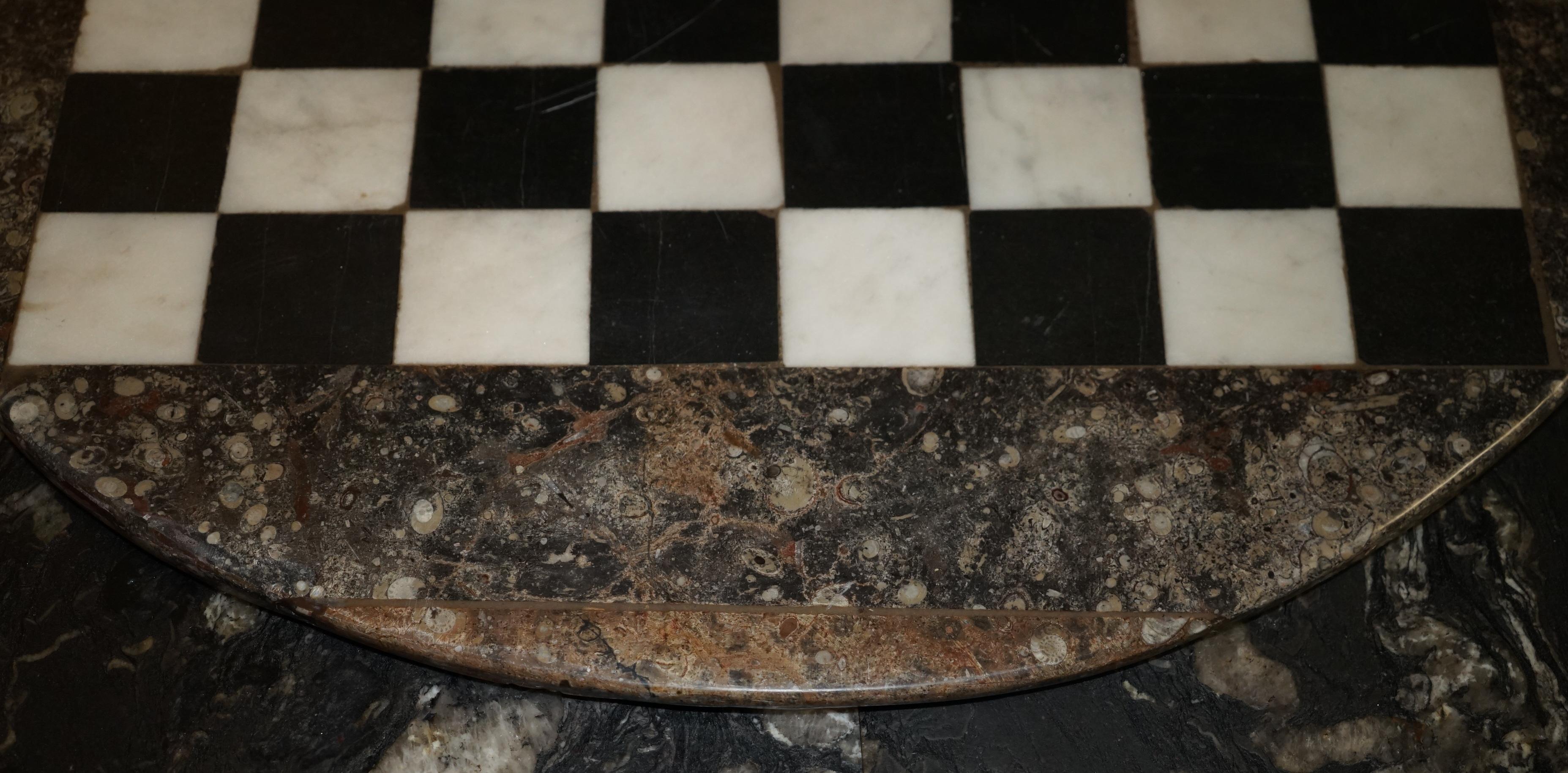 EXQUISITE ANTiQUE EXTRA LARGE FOSSIL TOP CHESSBOARD TABLE TOP IN MARBLE For Sale 3