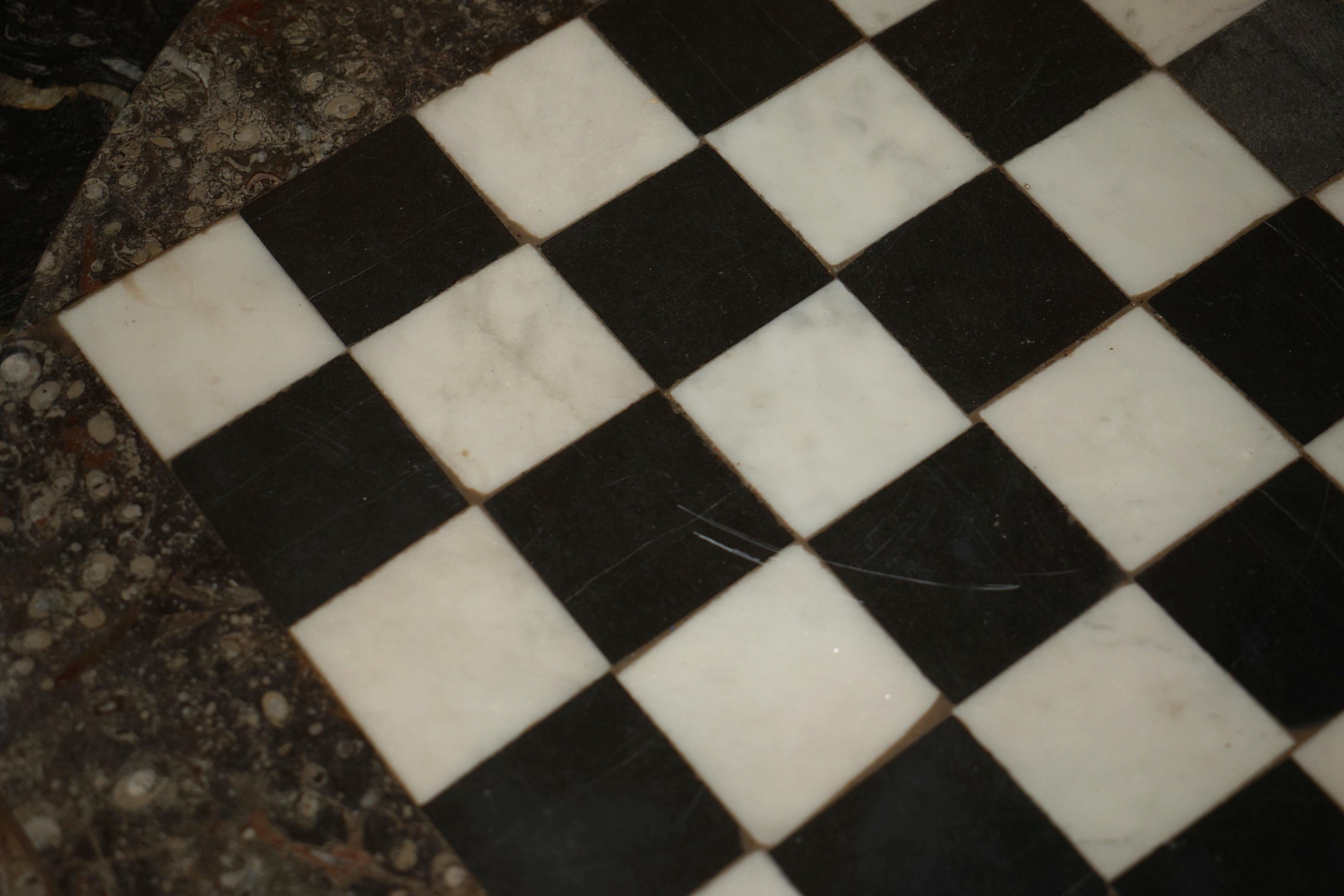 EXQUISITE ANTiQUE EXTRA LARGE FOSSIL TOP CHESSBOARD TABLE TOP IN MARBLE For Sale 9