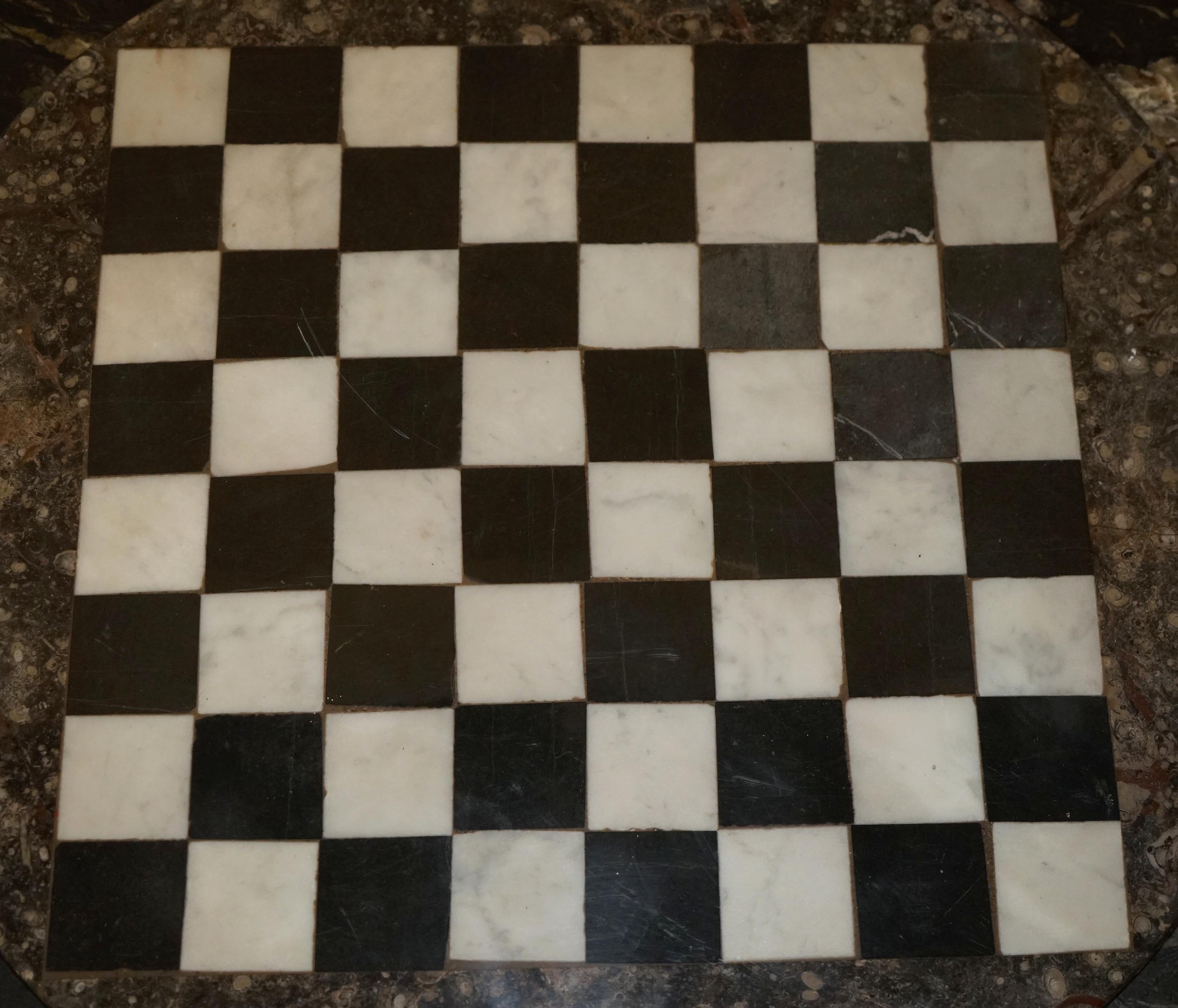 EXQUISITE ANTiQUE EXTRA LARGE FOSSIL TOP CHESSBOARD TABLE TOP IN MARBLE For Sale 10