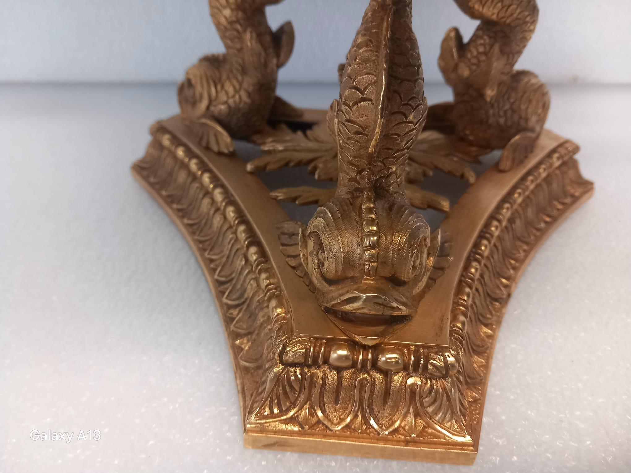 Exquisito centro de mesa de porcelana de estilo Sèvres y Ormolu francés antiguo (mediados del siglo XIX) en venta 1