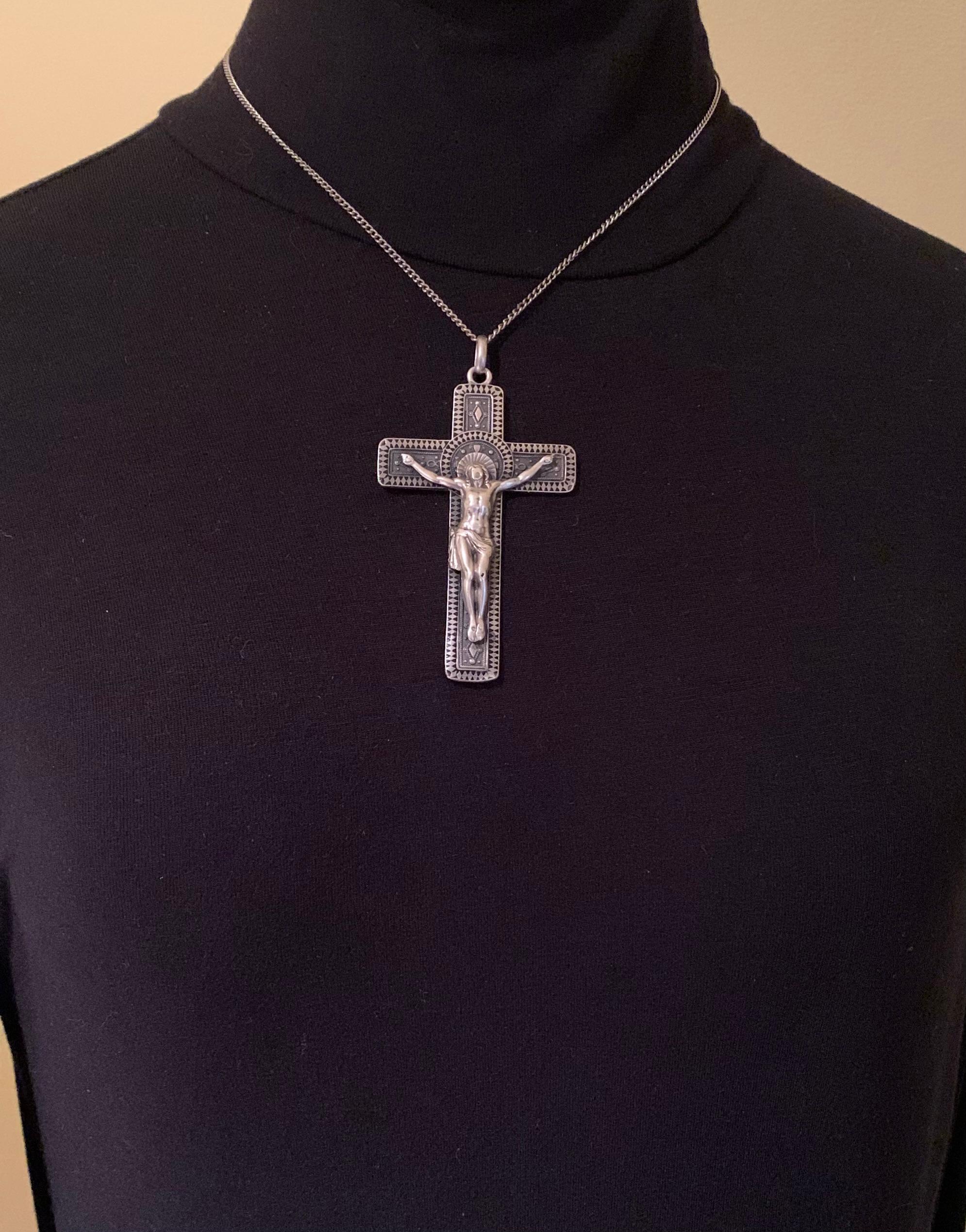 Exquisite Antique French Silver and Niello Enamel Sculptural Pectoral Cross For Sale 8