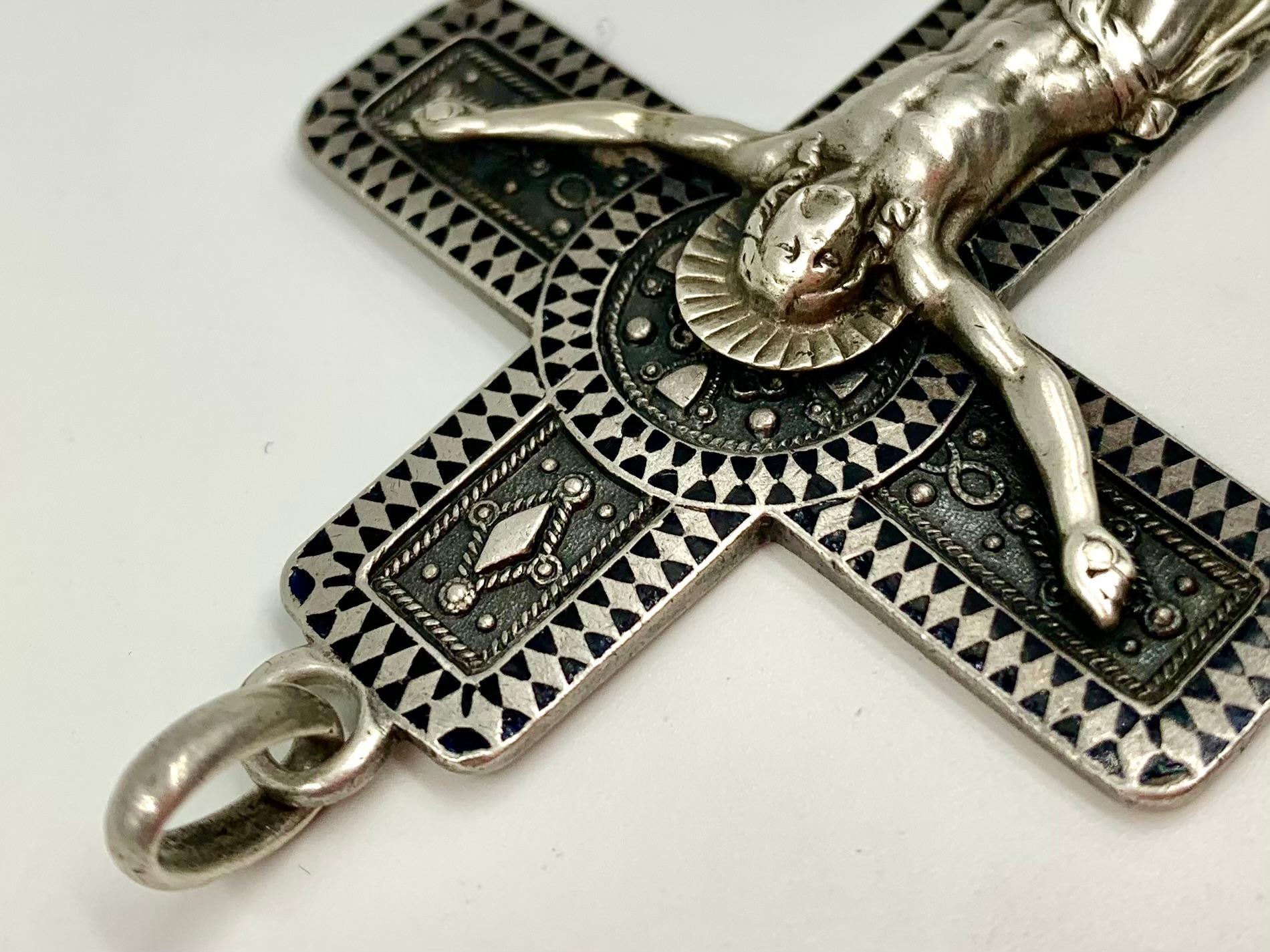 Exquisite Antique French Silver and Niello Enamel Sculptural Pectoral Cross For Sale 4
