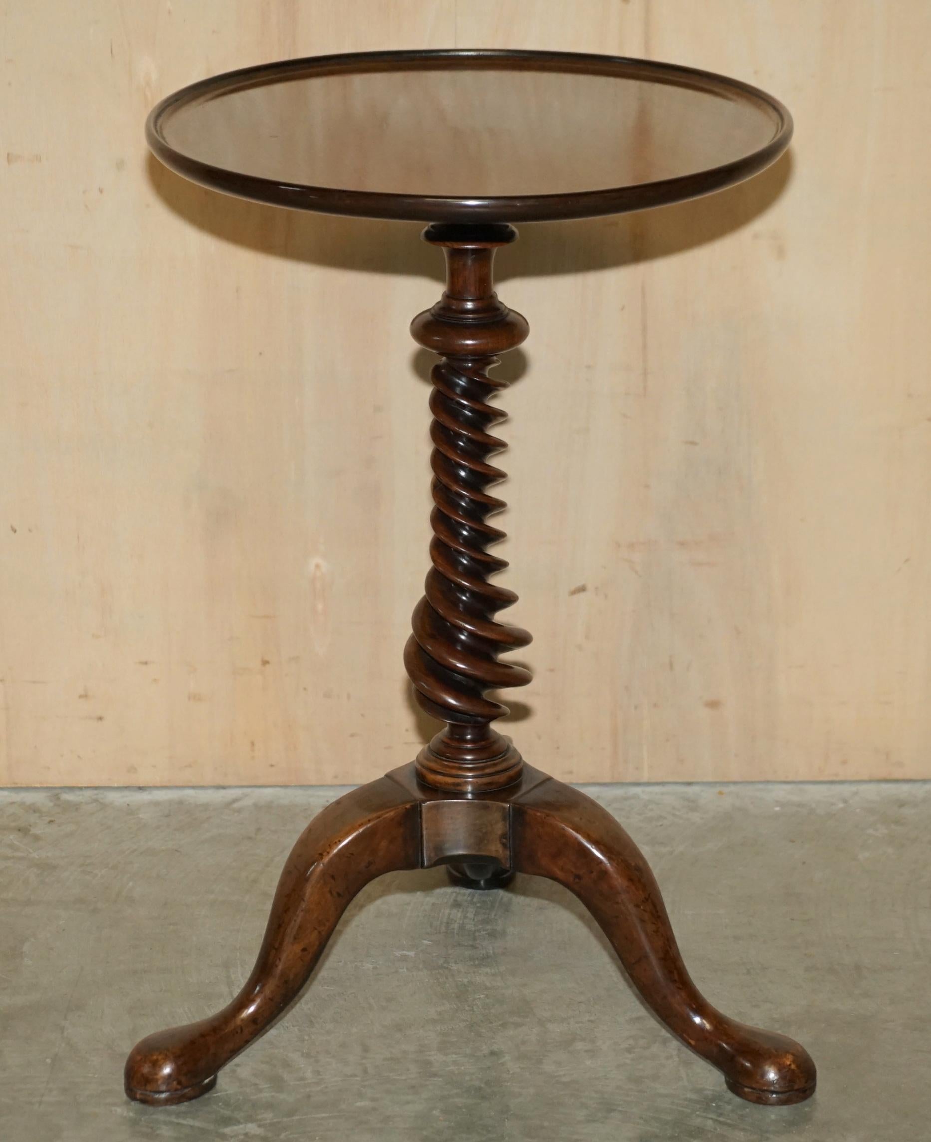 Exquisite Antique George III circa 1800 Hardwood Side Table with Spiral Column For Sale 6