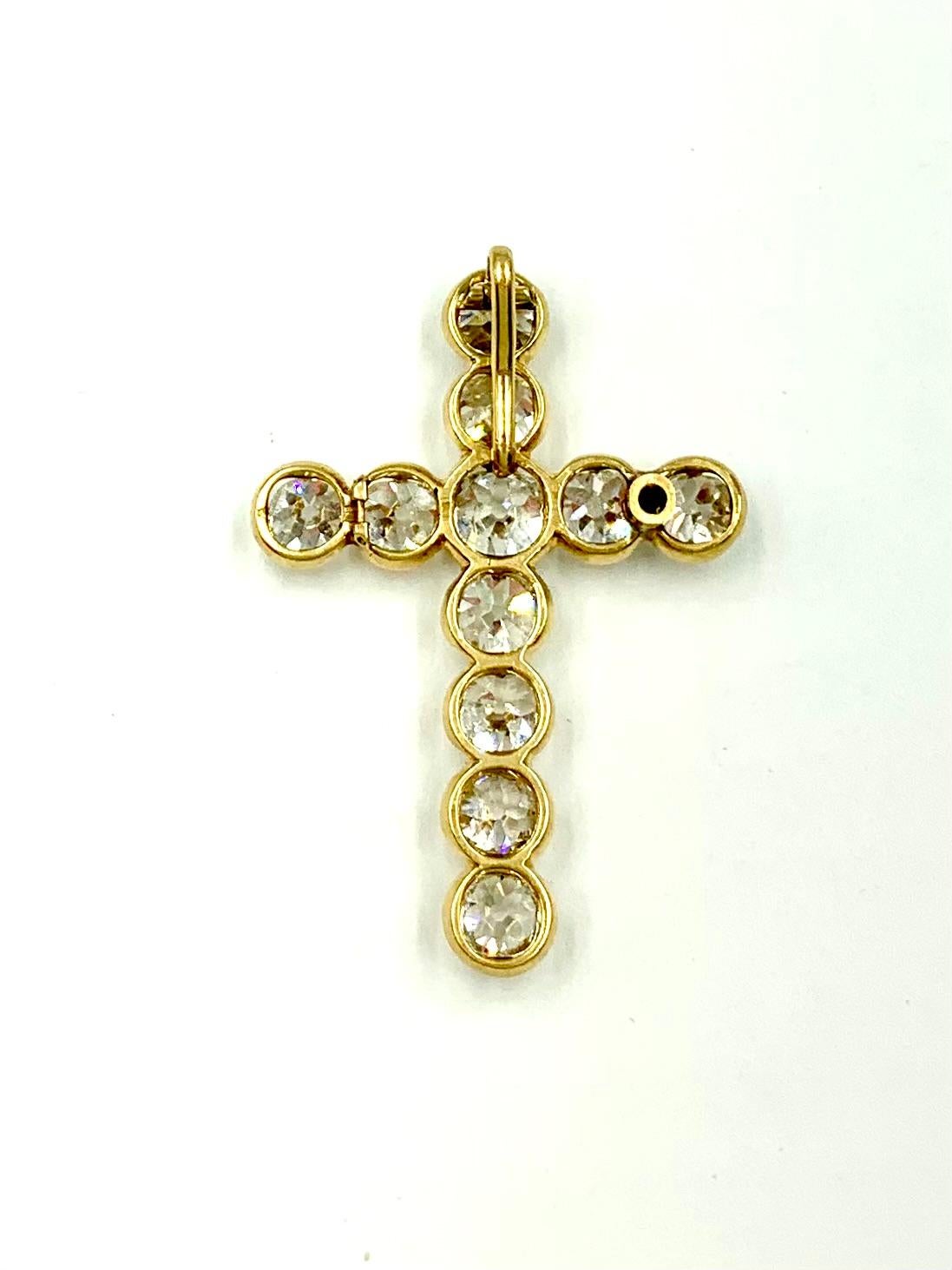 Exquisite antike georgianische 3.7TCW Diamant-Kreuz aus 18 Karat Gelbgold mit alteuropäischem Minenschliff im Angebot 4