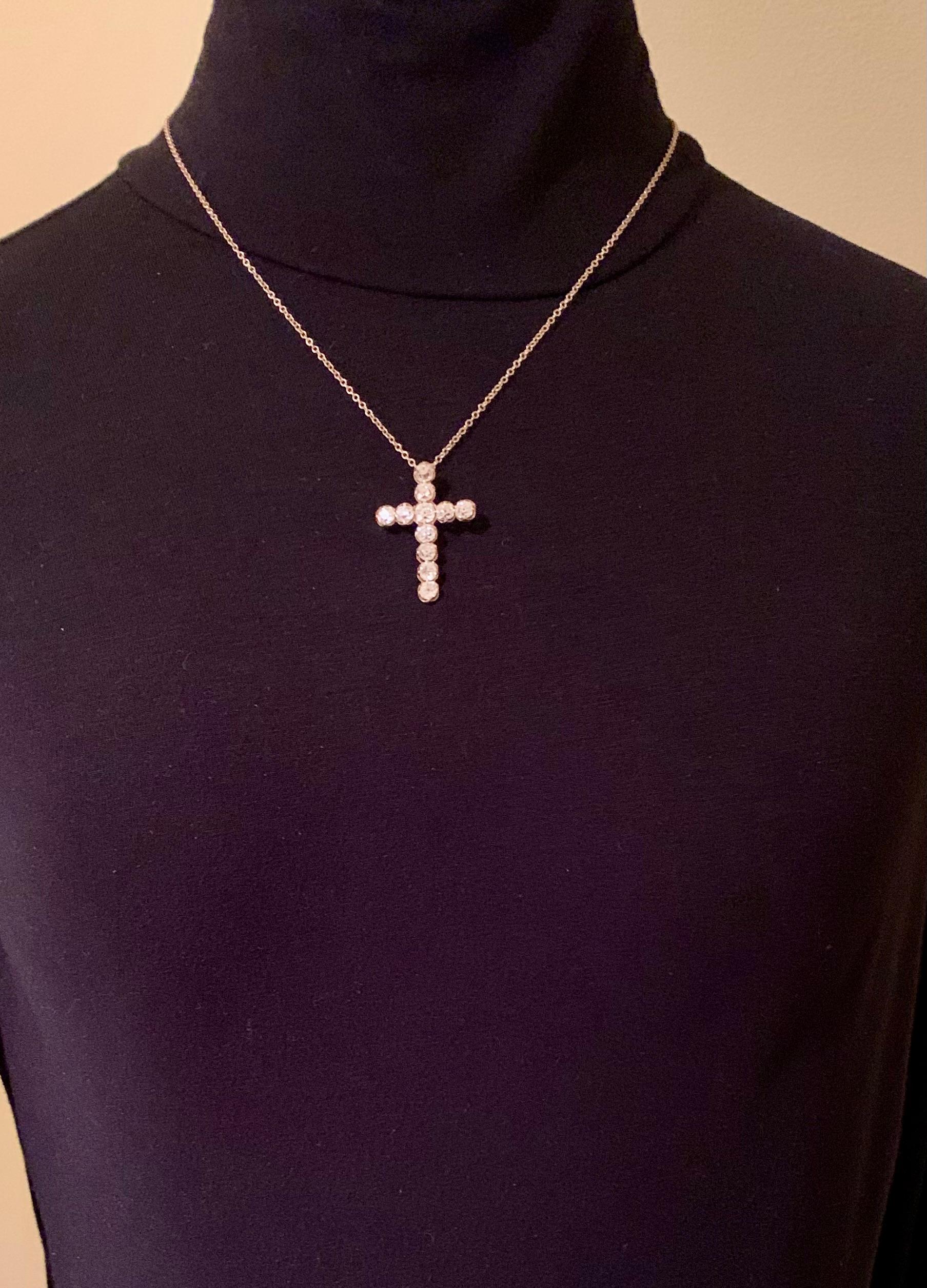 Exquisite antike georgianische 3.7TCW Diamant-Kreuz aus 18 Karat Gelbgold mit alteuropäischem Minenschliff im Angebot 5
