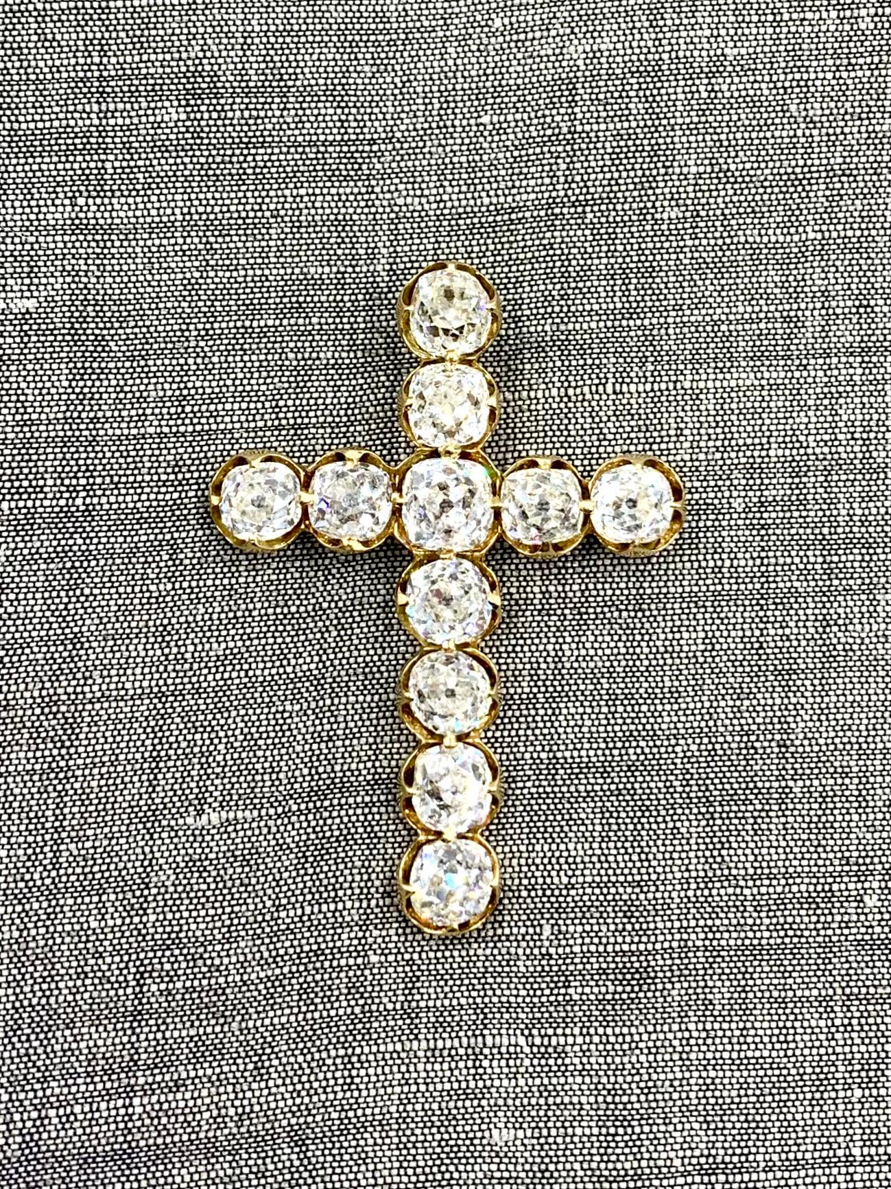 Exquisite antike georgianische 3.7TCW Diamant-Kreuz aus 18 Karat Gelbgold mit alteuropäischem Minenschliff im Angebot 7