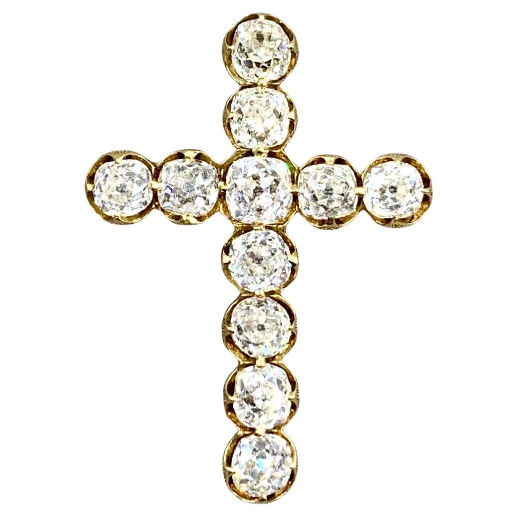 Exquisite antike georgianische 3.7TCW Diamant-Kreuz aus 18 Karat Gelbgold mit alteuropäischem Minenschliff im Angebot