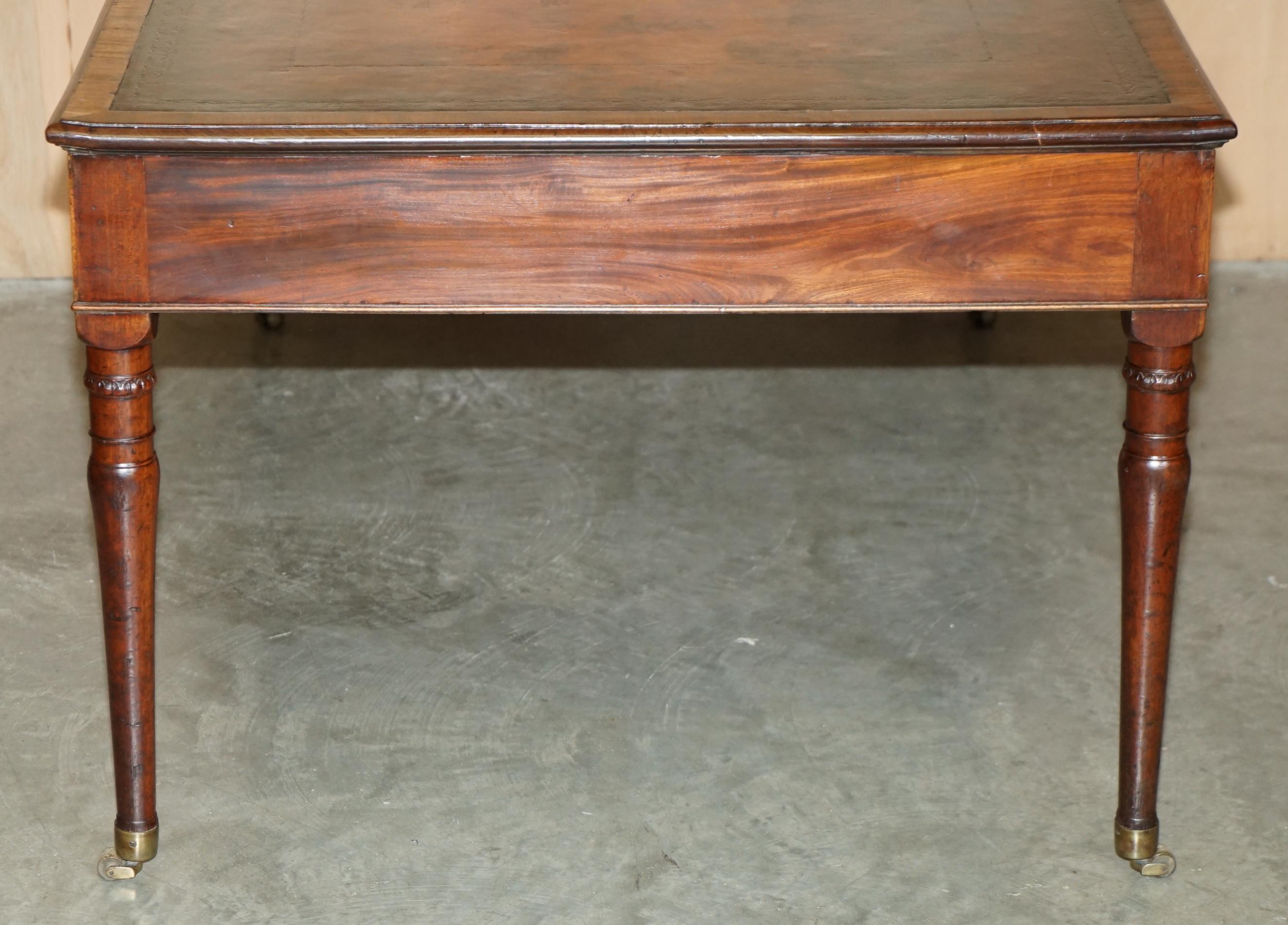EXQUISITO ESCRITORIO DE MESA DE ESCRITURA EN CUERO MARRON RESTAURADO DE 1780 IRLANDA GEORGICA ANTiQUE en venta 5