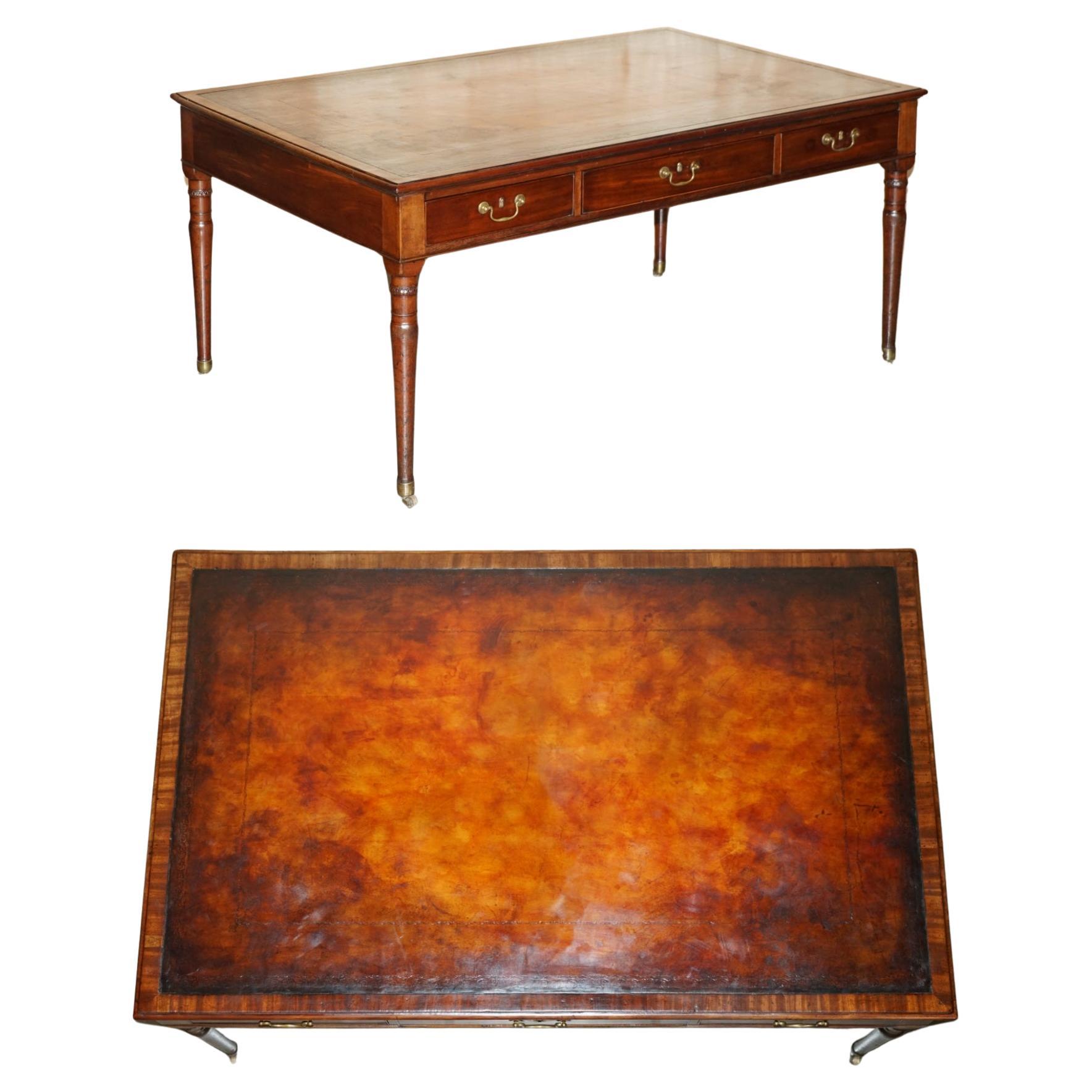 EXQUISITE ANTiQUE GEORGIAN IRISH 1780 RESTORED BROWN LEATHER WRITING TABLE DESK For Sale