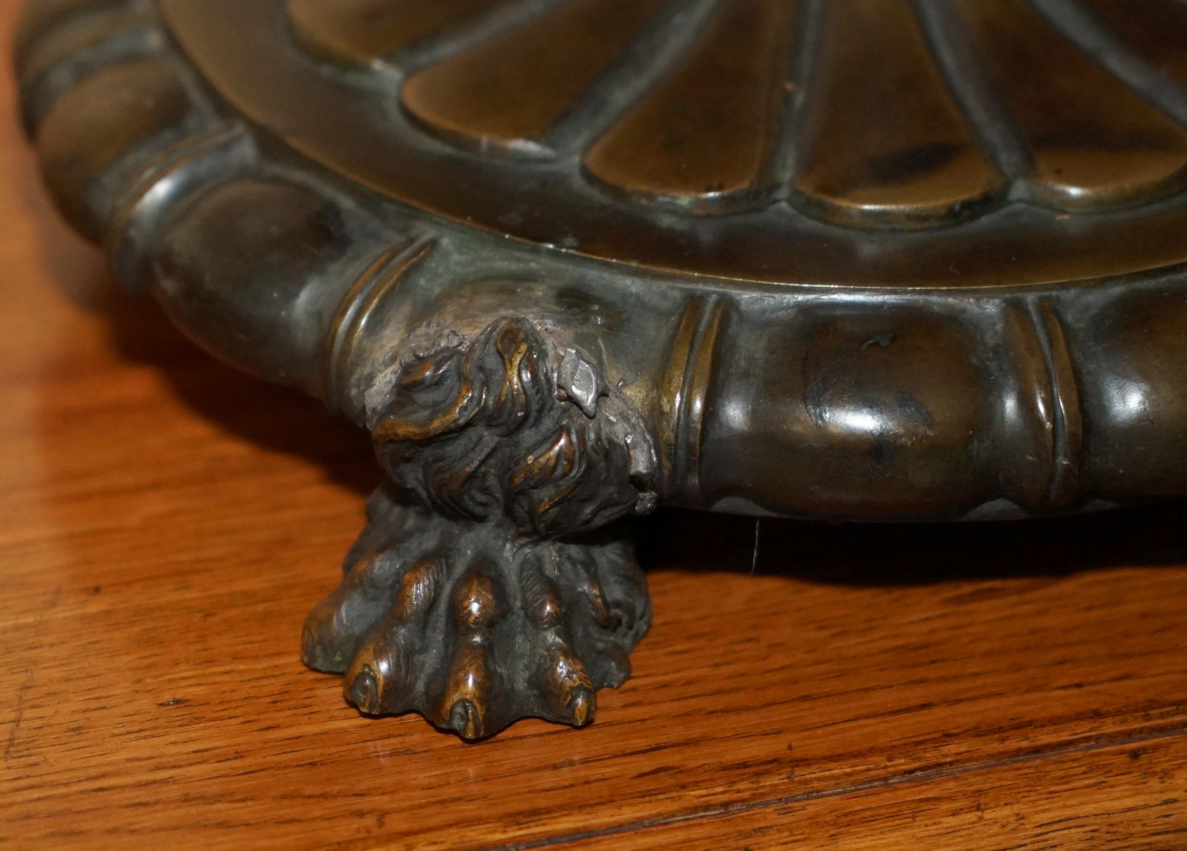 EXQUISITE lampe de table italienne antique en rotin, récupérée dans un post de lampe en rotin en vente 5