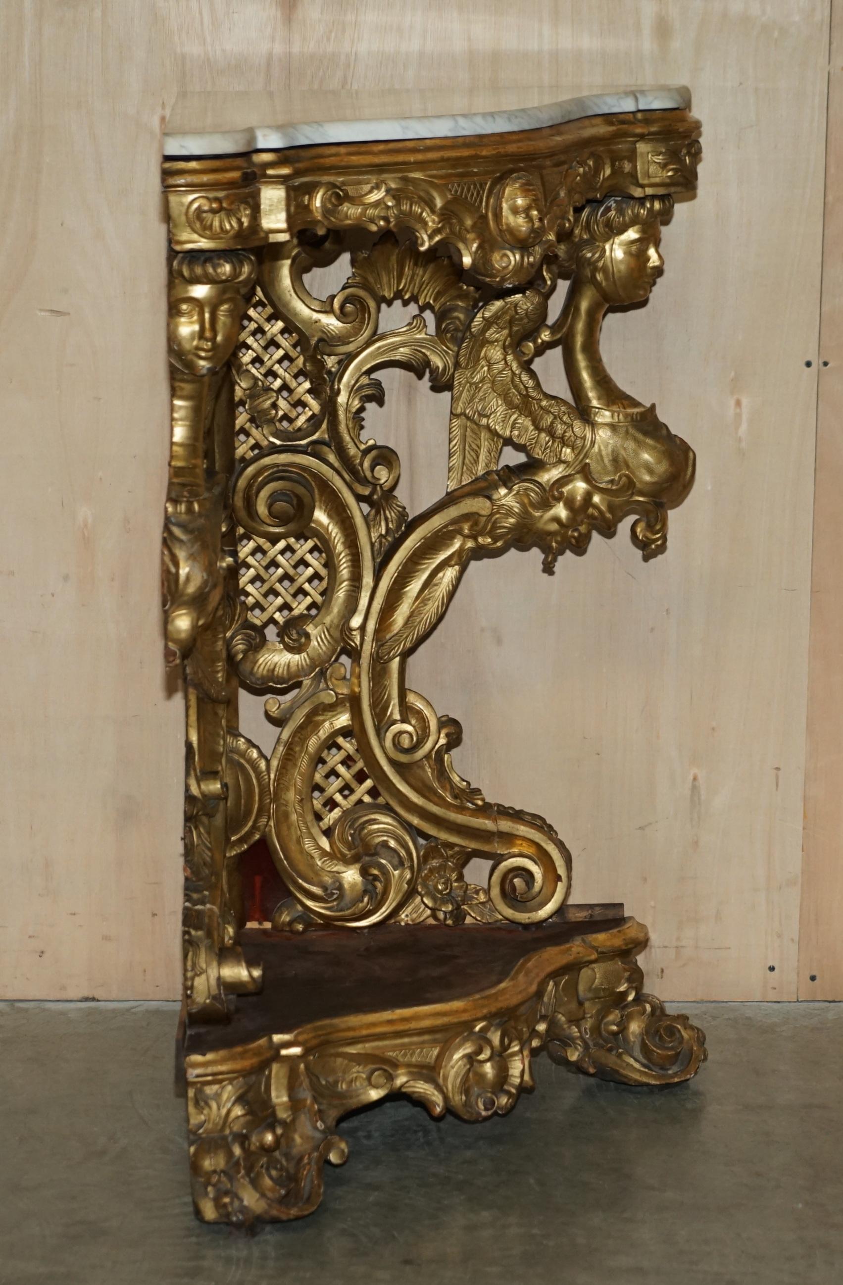 Exquisite Antique Italian Gold Giltwood Italian Marble Herm Carved Corner Table For Sale 12