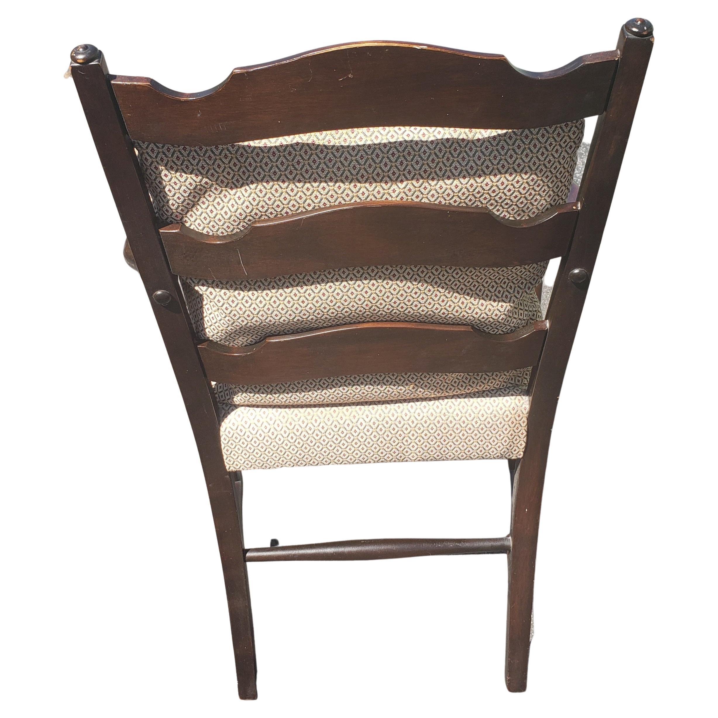 Magnifique fauteuil ancien en acajou à assise allongée rembourrée, vers 1920 en vente 1
