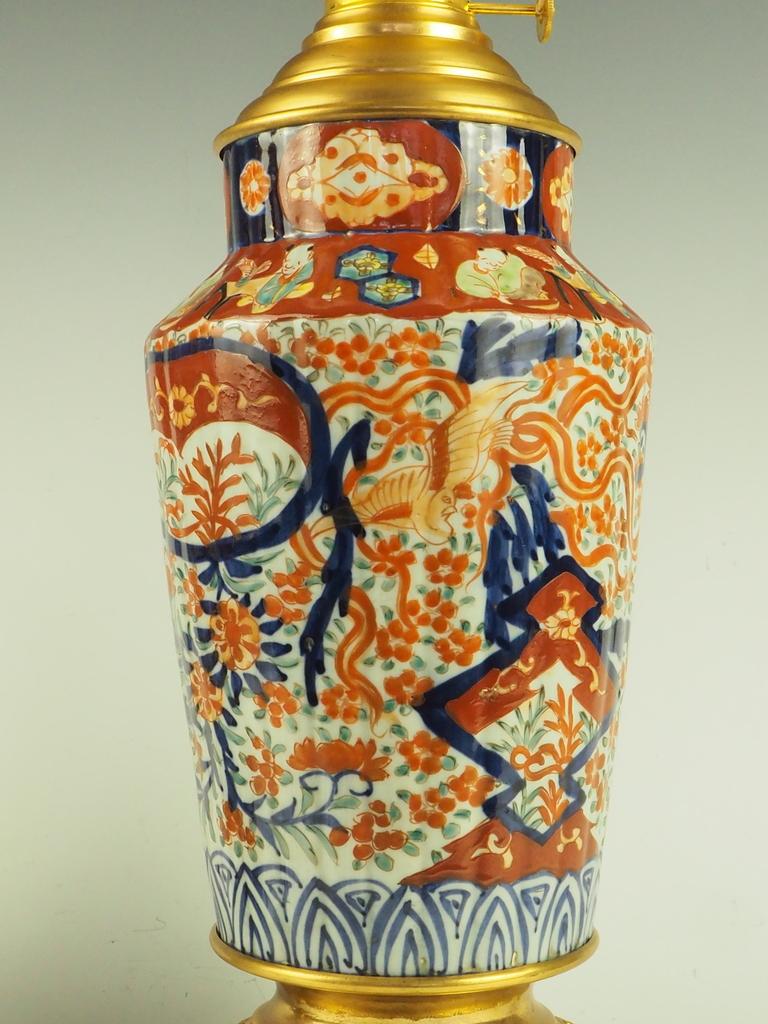 Exquisite Antique Pair of Japanese Imari Porcelain Oil Table Lamps 8