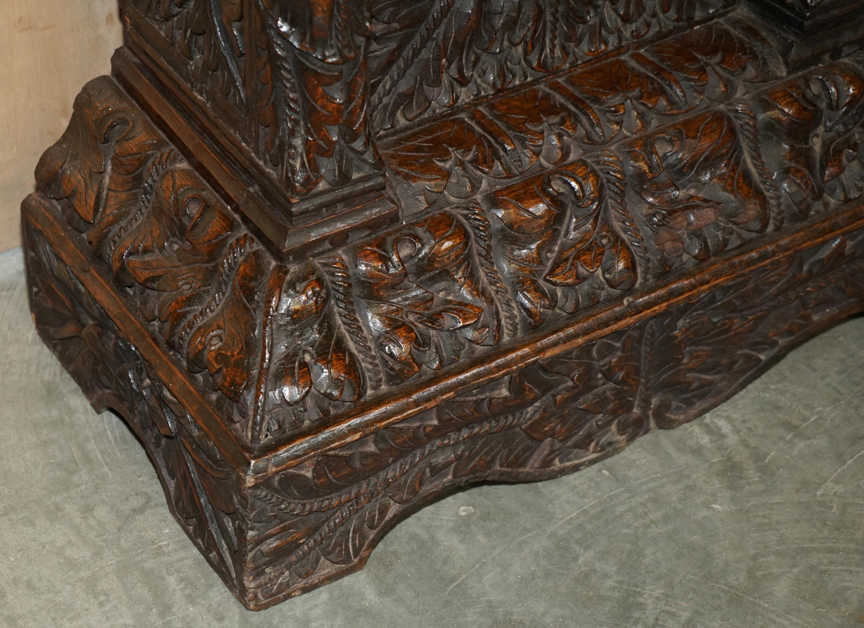 EXQUISiTE ANTIQUE RESTORED HAND CARVED GRANDFATHER CLOCK CASE DEPICTING A KING For Sale 2