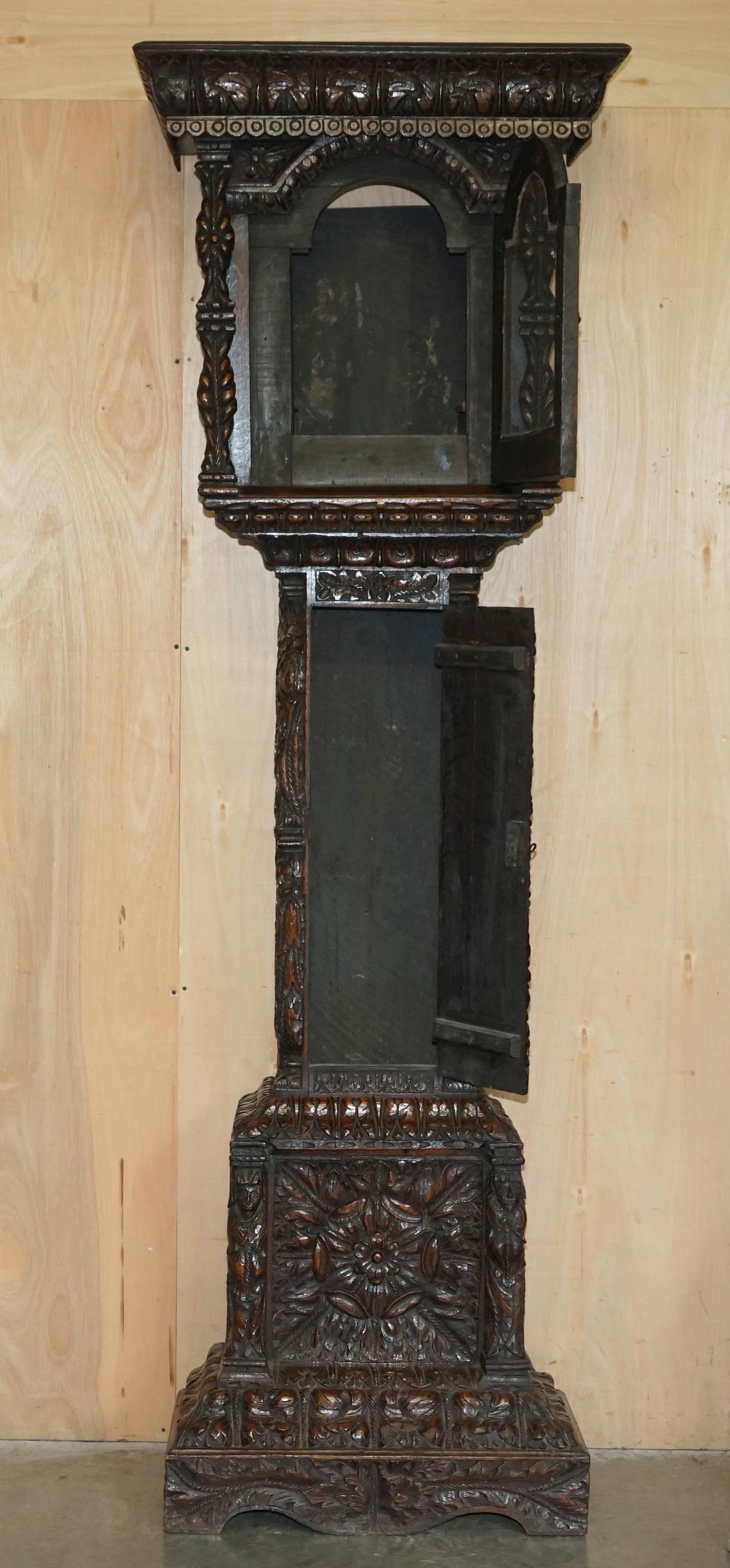 EXQUISiTE ANTIQUE RESTORED HAND CARVED GRANDFATHER CLOCK CASE DEPICTING A KING For Sale 6