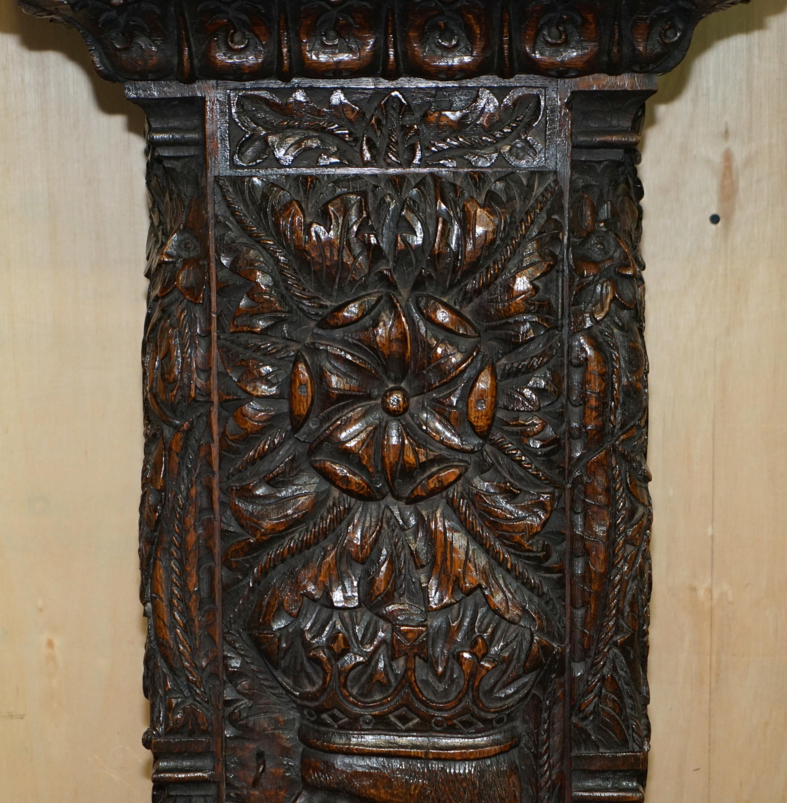 EXQUISiTE ANTIQUE RESTORED HAND CARVED GRANDFATHER CLOCK CASE DEPICTING A KING In Good Condition For Sale In West Sussex, Pulborough