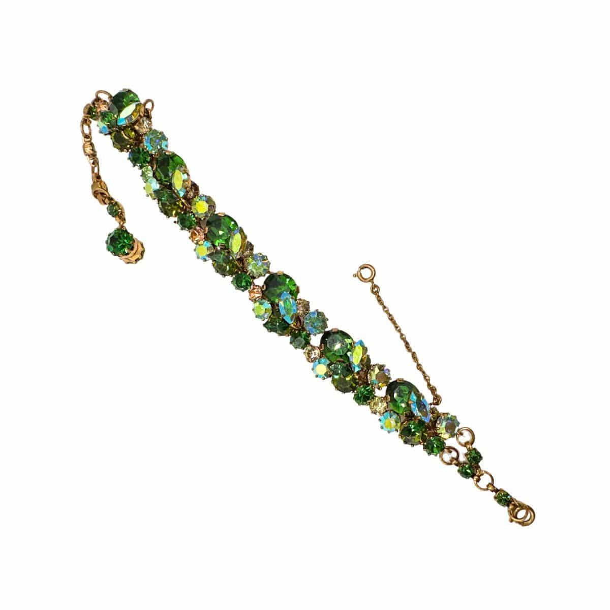 Exquisite Antique Stylish 3D Green Cut Glass Bracelet - Vintage Austria Bracelet For Sale 2