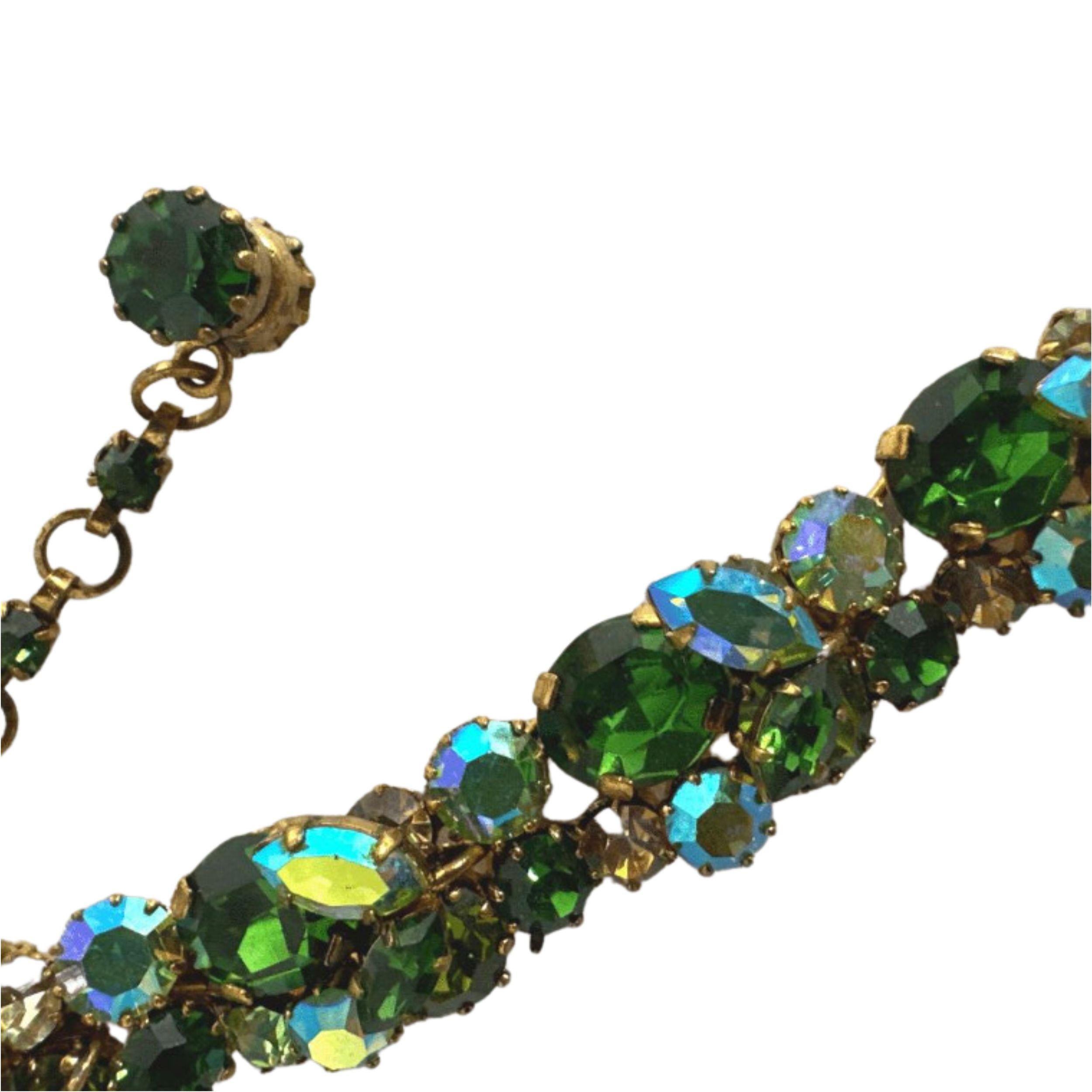 Exquisite Antique Stylish 3D Green Cut Glass Bracelet - Vintage Austria Bracelet For Sale 4