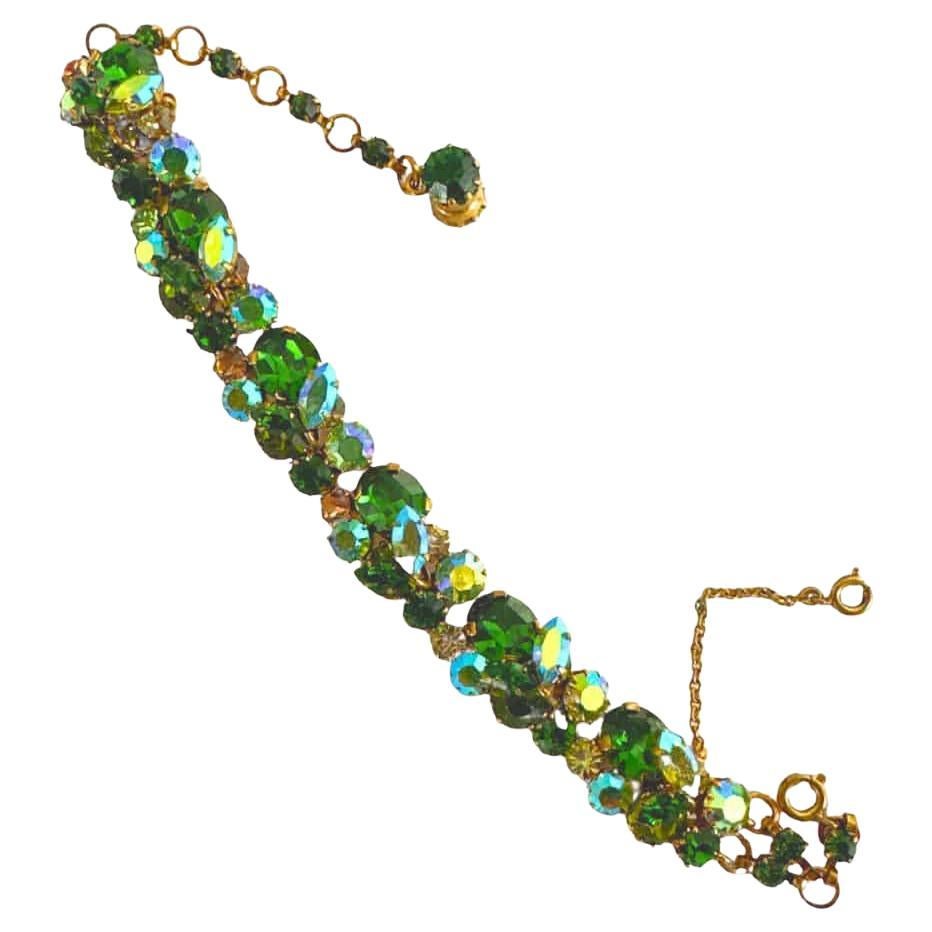 Exquisite Antique Stylish 3D Green Cut Glass Bracelet - Vintage Austria Bracelet For Sale
