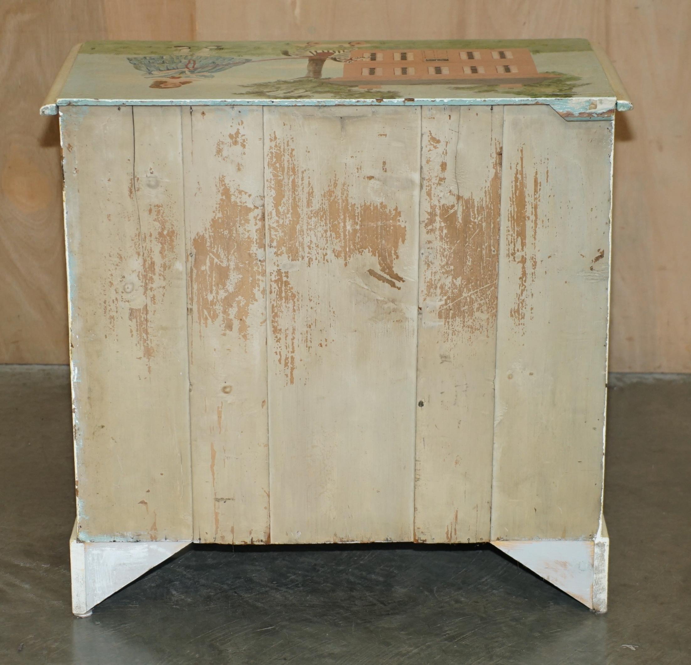 EXQUISITE ANTIQUE VICTORIAN PITCH PINE NURSERY HAND PAINTED CHEST OF DRAWERs For Sale 8