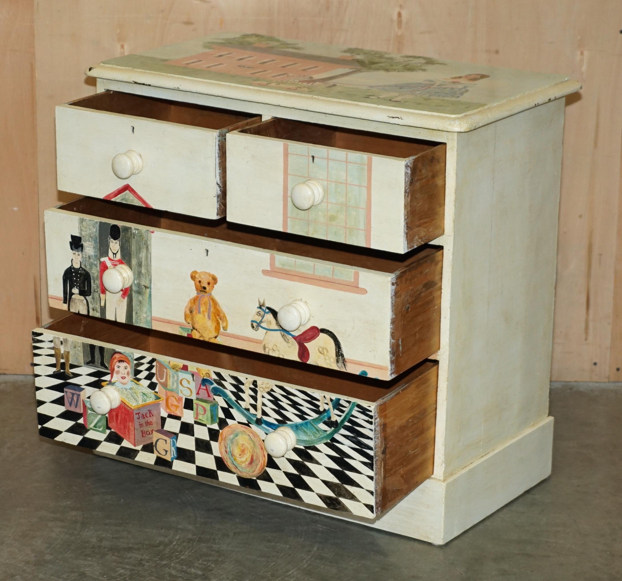 EXQUISITE ANTIQUE VICTORIAN PITCH PINE NURSERY HAND PAINTED CHEST OF DRAWERs For Sale 10