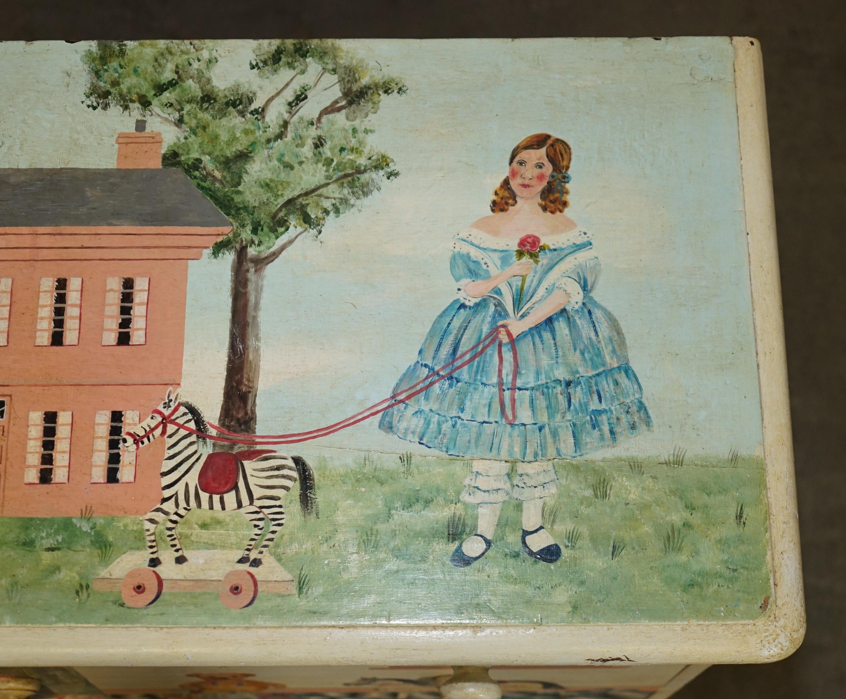 EXQUISITE ANTIQUE VICTORIAN PITCH PINE NURSERY HAND PAINTED CHEST OF DRAWERs In Good Condition For Sale In West Sussex, Pulborough