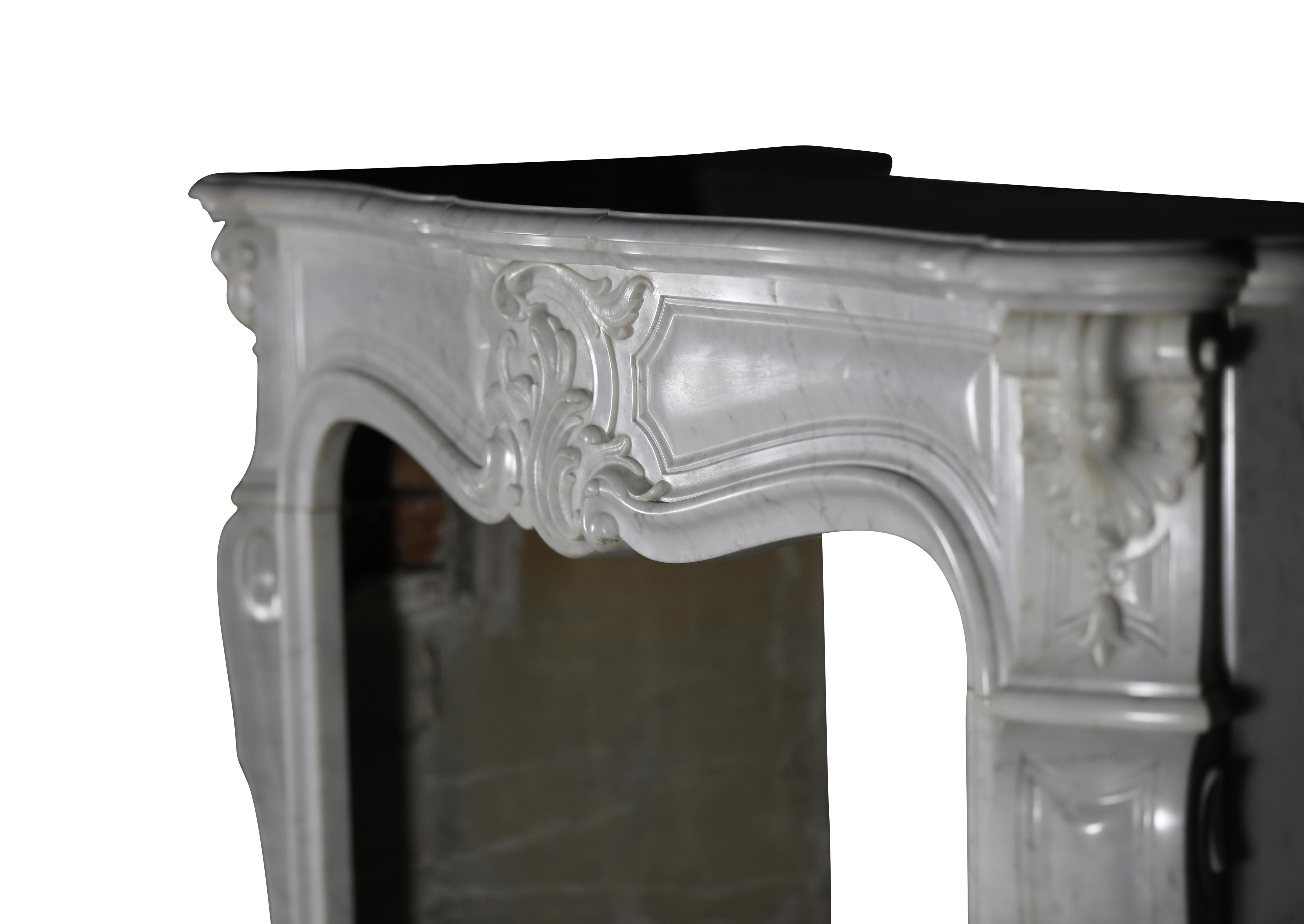 19th Century Exquisite Antique White Marble Fireplace Surround For Sale