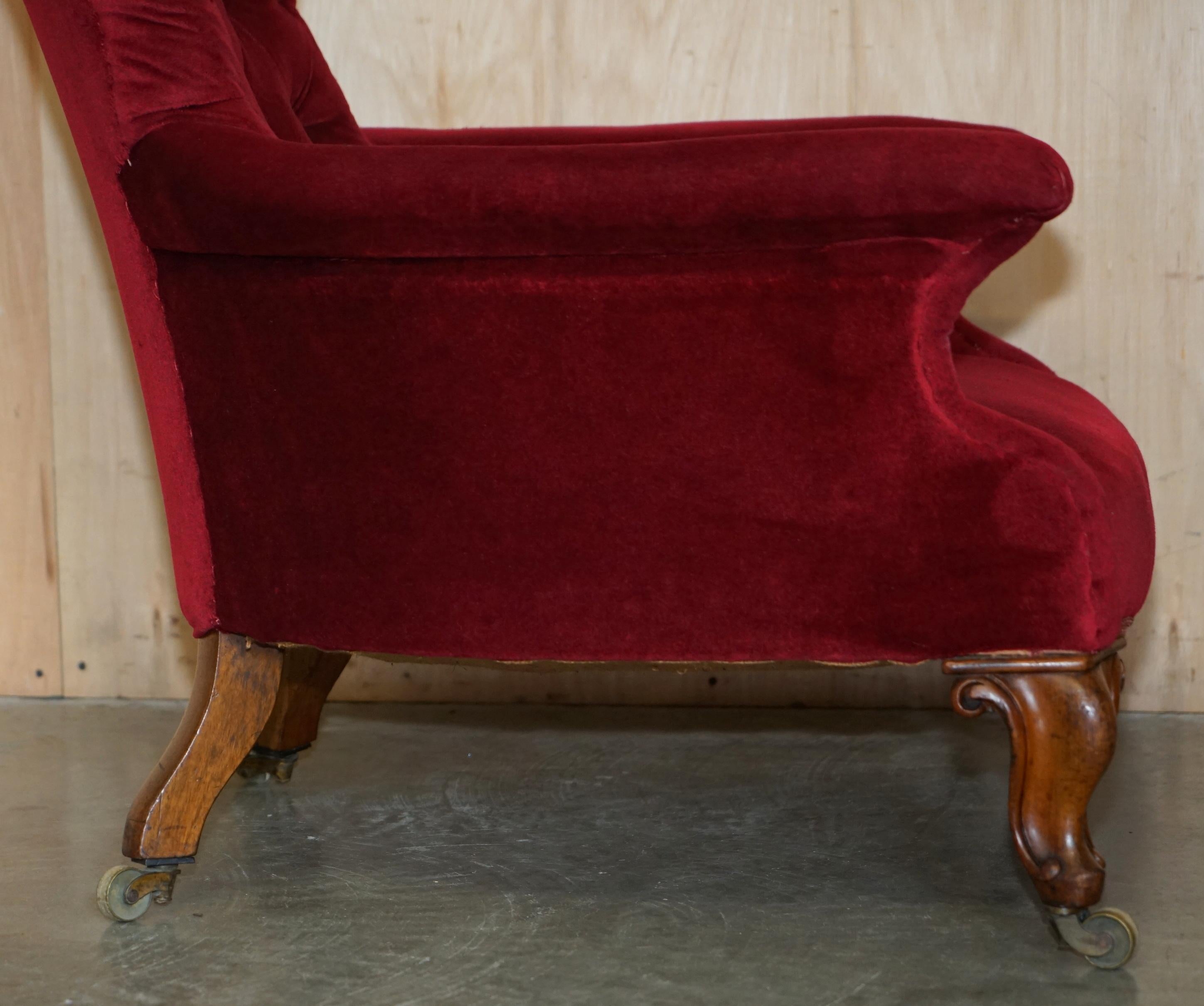 EXQUISITE ANTIQUE WILLIAM IV 1830 CHESTERFIELD TUFTED WALNUT LIBRARY ARMCHAiR For Sale 5