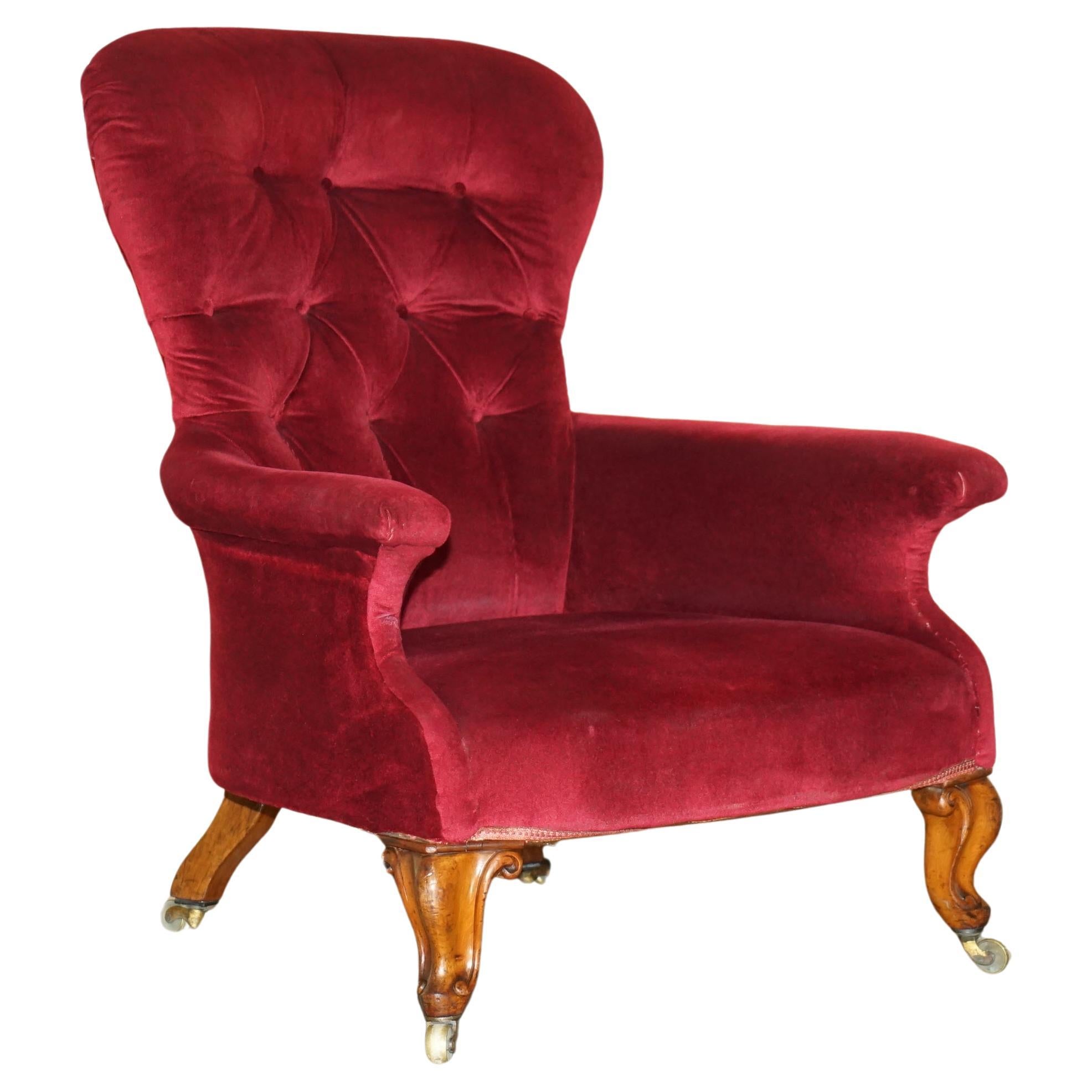 EXQUISITE ANTIQUE WILLIAM IV 1830 CHESTERFIELD TUFTED WALNUT LIBRARY ARMCHAiR For Sale
