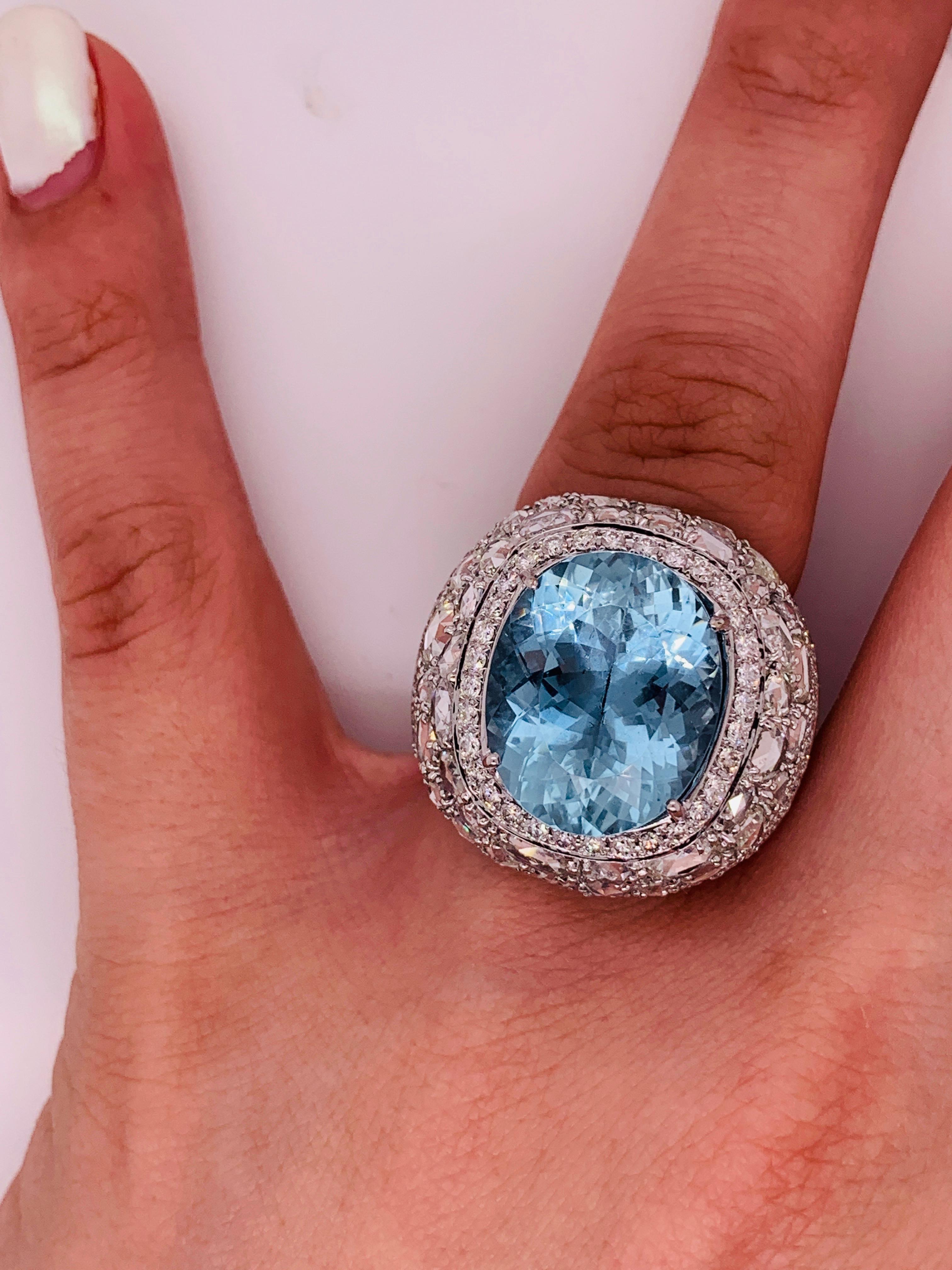 Exquisite Aquamarine Rose Cut Diamond Gold Dome Ring In New Condition For Sale In New York, NY