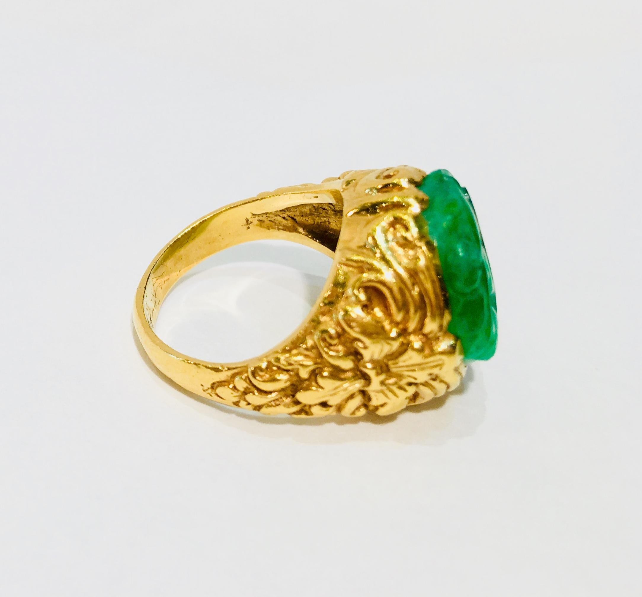 Exquisite Art Deco 12 Carat Jade Carved Flower Apple Green Jade 22 Karat Ring 3
