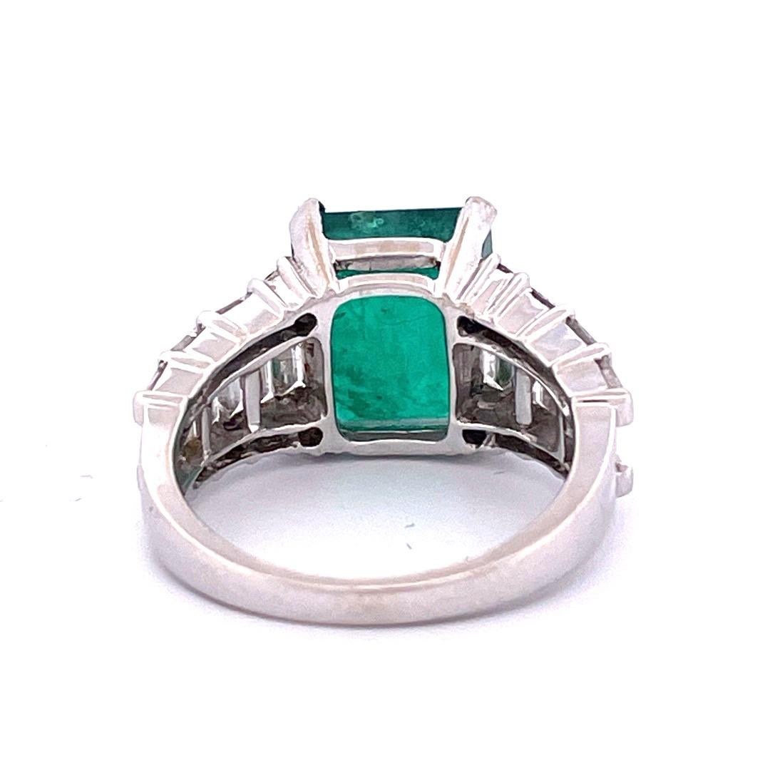 Square Cut Exquisite Art Deco 18k White Gold Emerald & Diamond Step Cut Ring For Sale