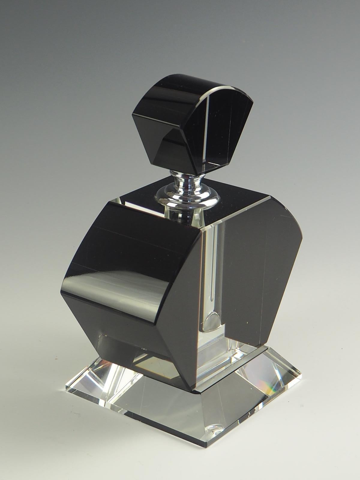 Exquisite Art Deco Black Crystal Perfume Bottle 1
