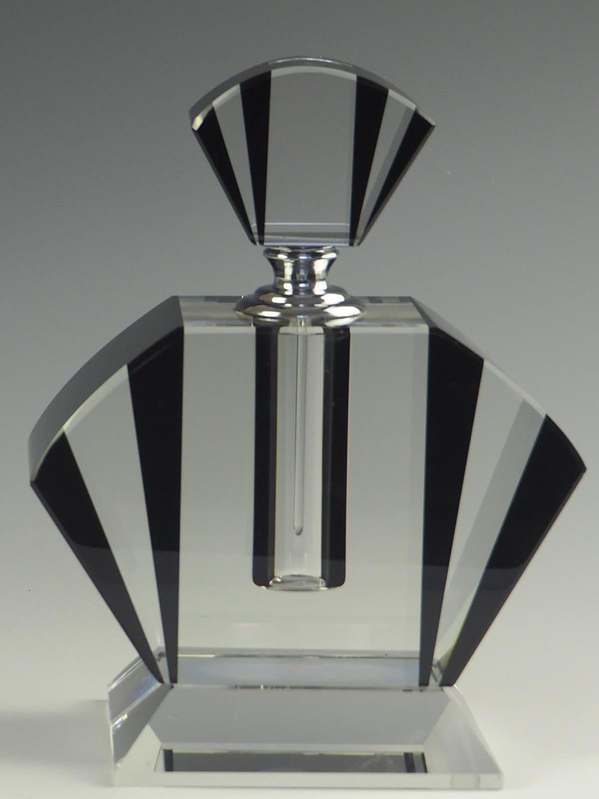 Exquisite Art Deco Black Crystal Perfume Bottle 3