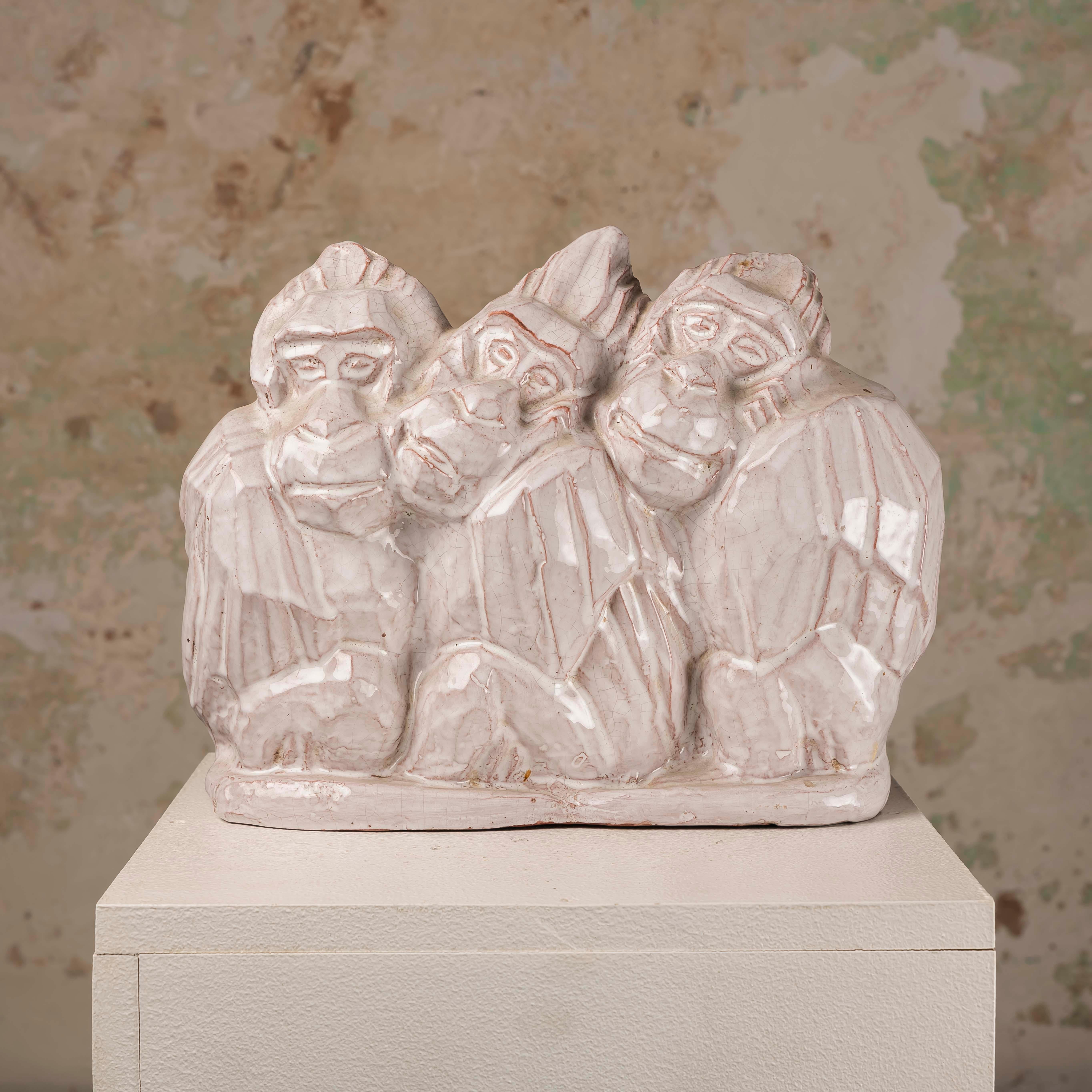 Exquisite Art Deco glasierte Craquelé-Keramik-Skulptur von drei Gorillas im Angebot 2