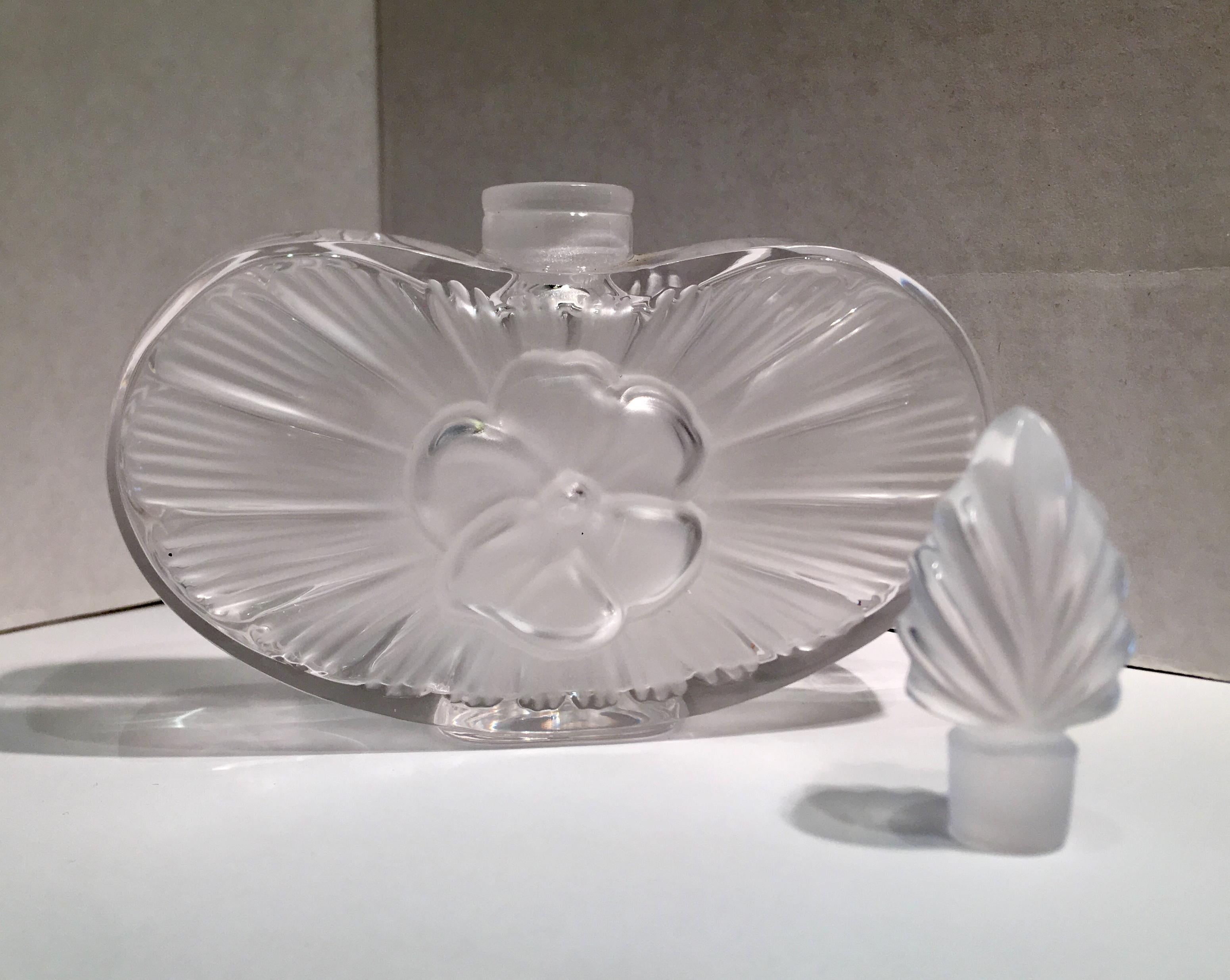 Hand-Crafted Lalique Crystal Perfume Bottle Exquisite Art Deco Style Heart and Flower 