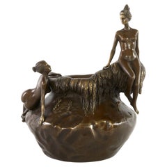 Exquisite Art Nouveau Style Bronze Piece / Vase