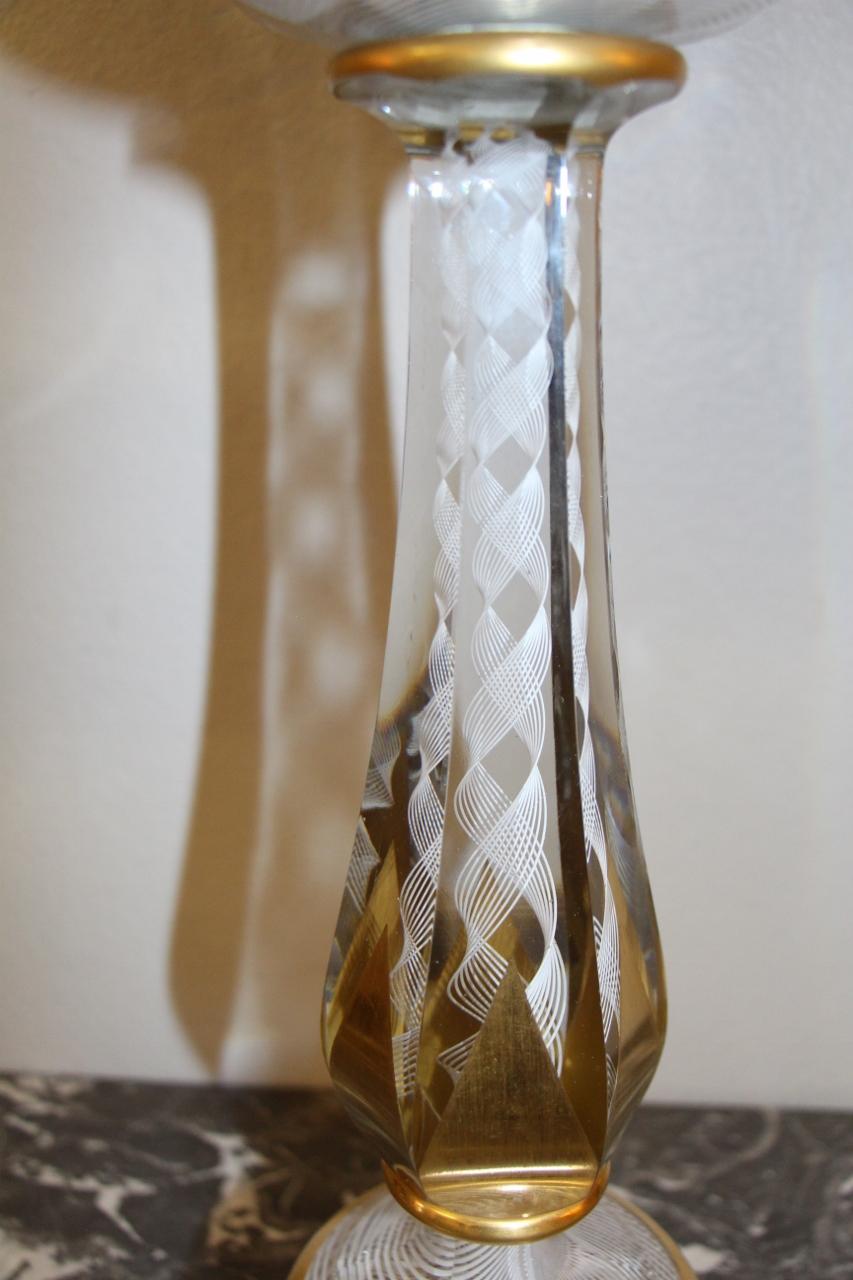 Français Magnifique candélabre en cristal de Baccarat décoré de Latticini en vente