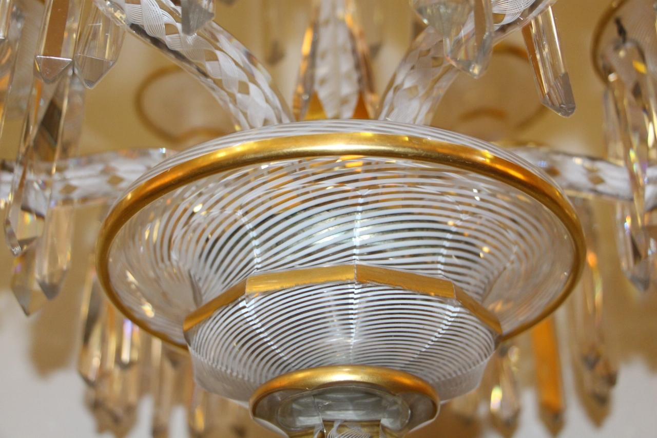 Exquisite Baccarat Crystal Candelabrum Decorated with Latticini In Good Condition For Sale In charmes, FR