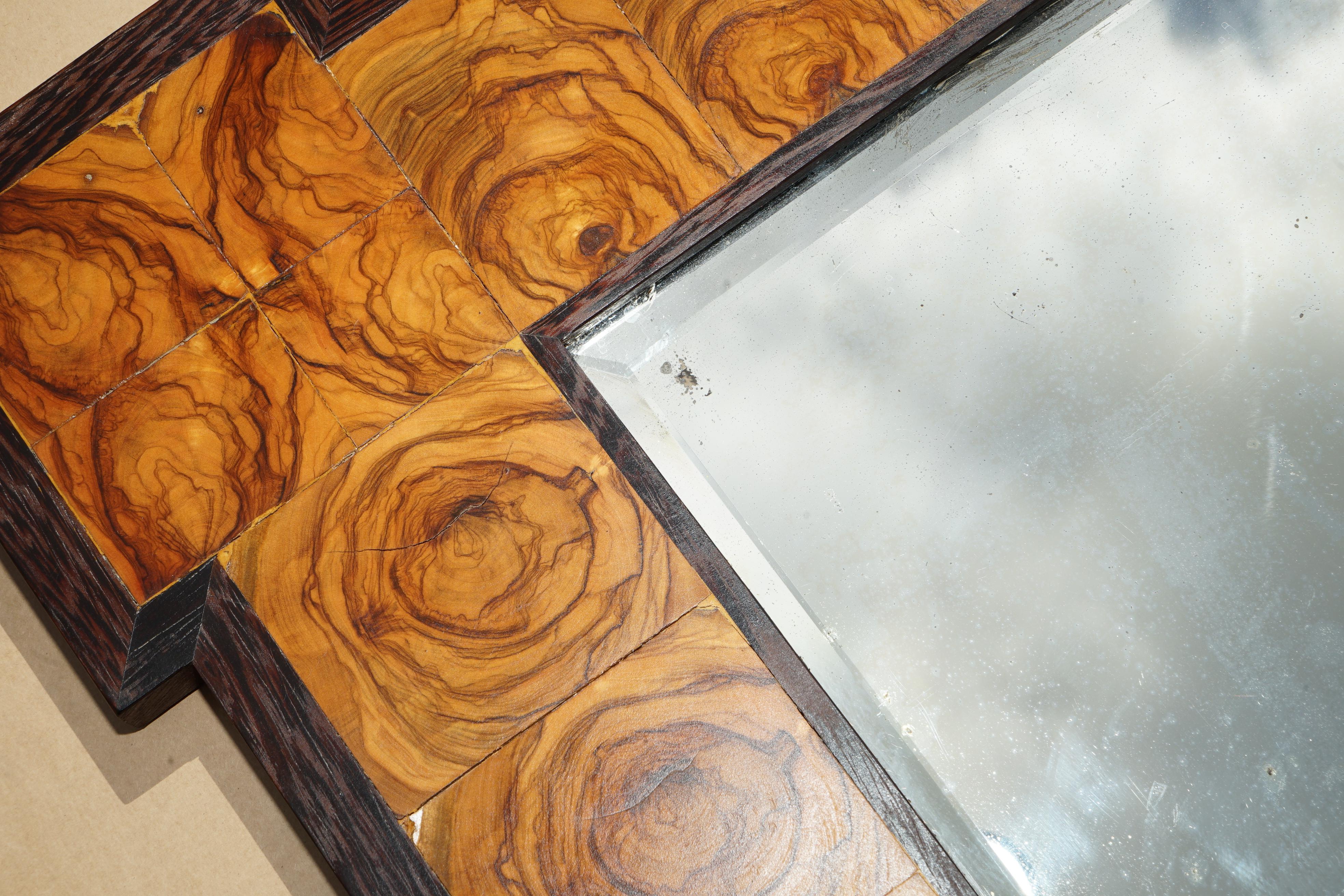 Miroir EXQUISITE OYSTER LABURNUM WOOD WALL MiRROR SUBLIME PATINA en vente